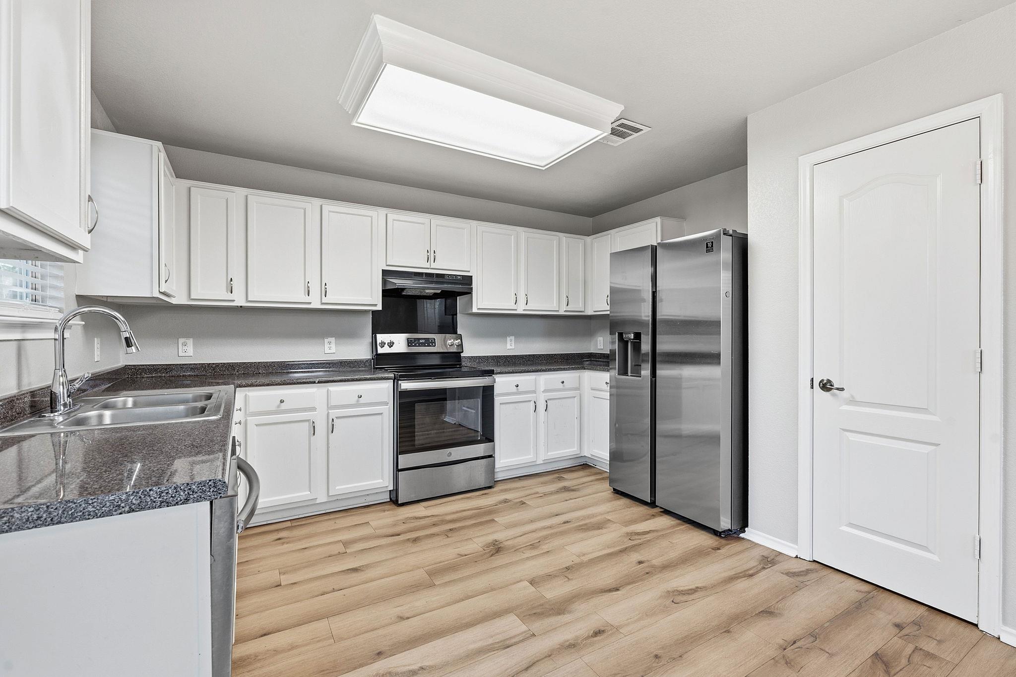 6736  Cornish Hen Ln, photo 8