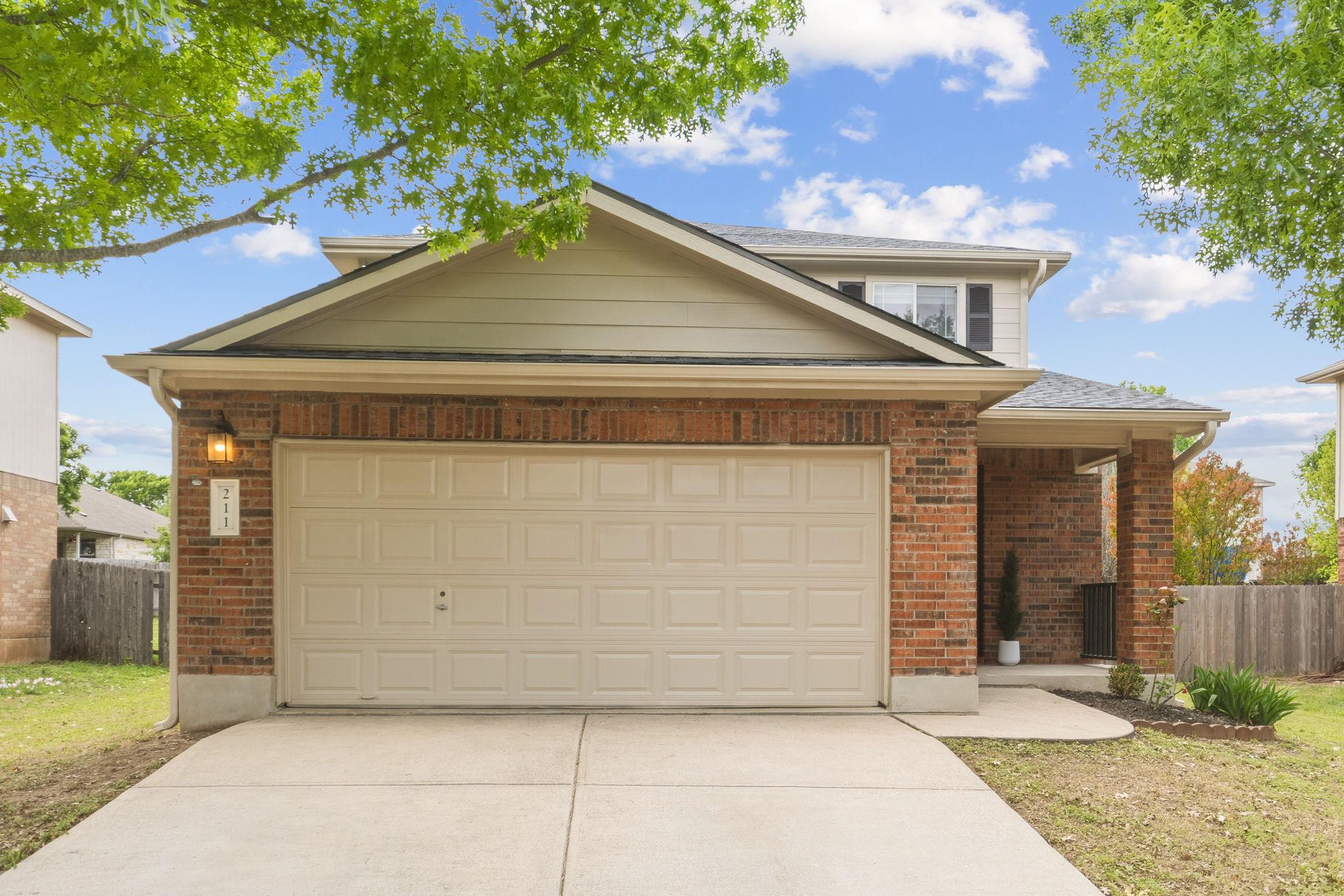 211  Banner Ave, photo 3