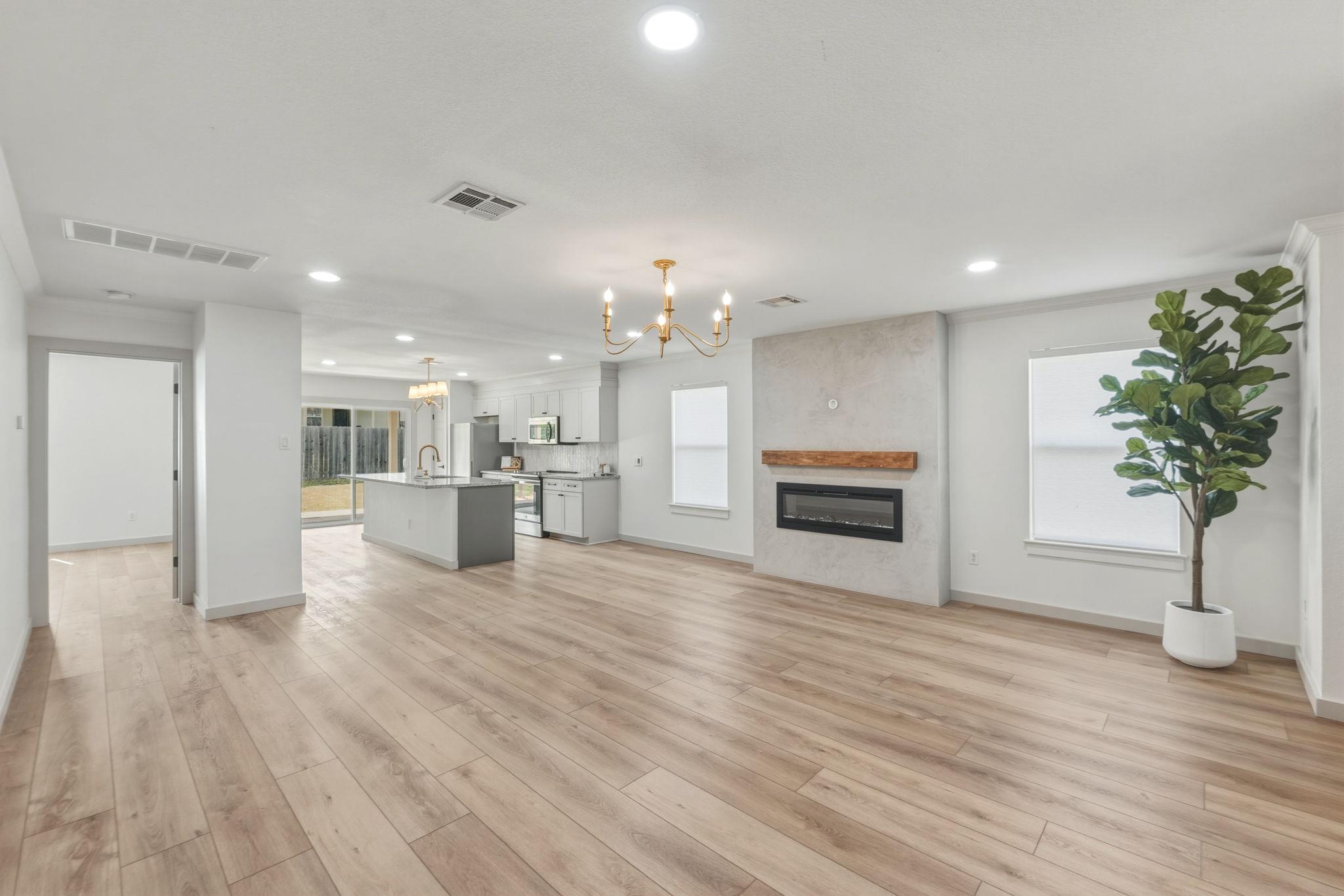 211  Banner Ave, photo 6