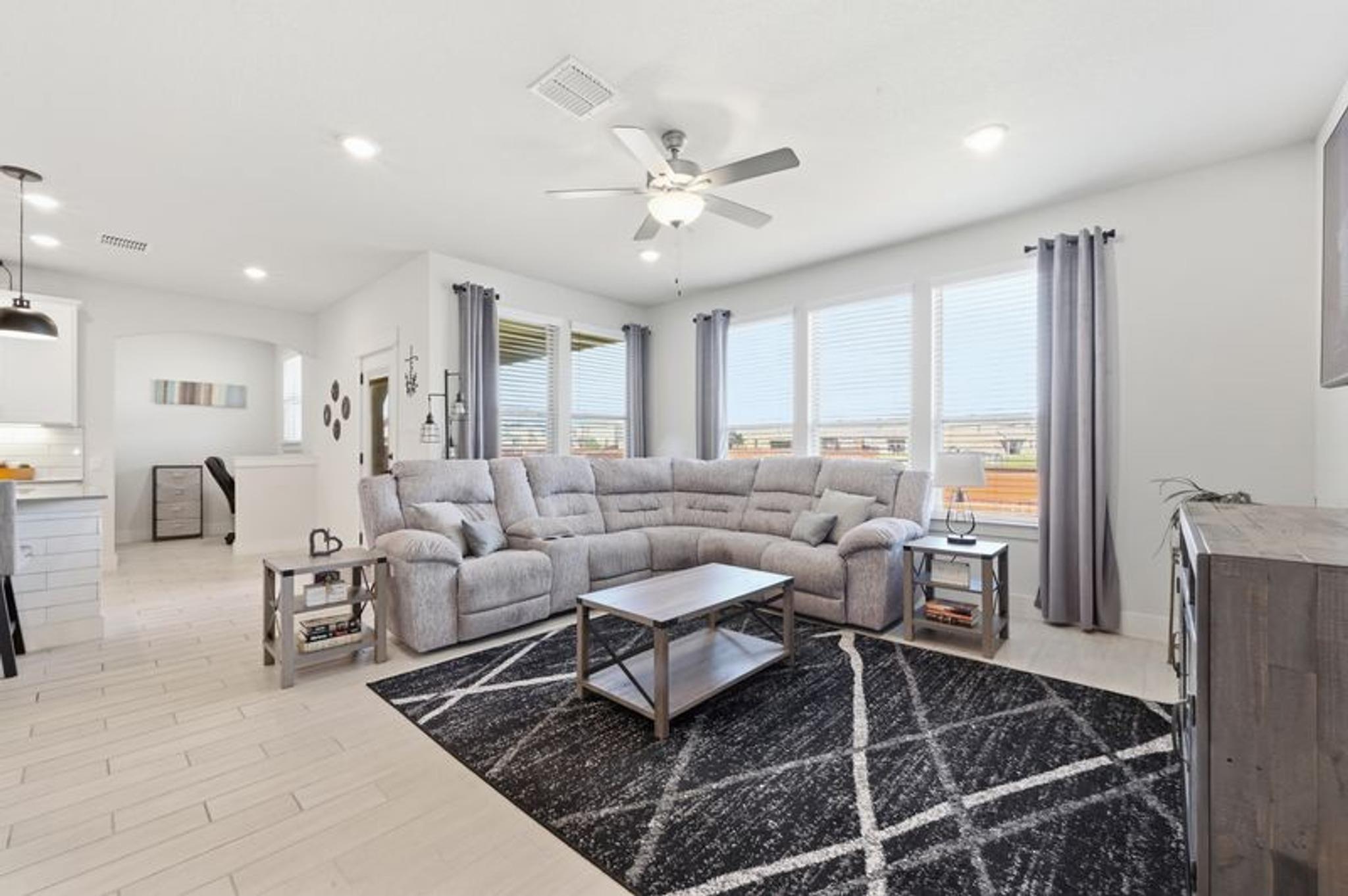 425  Purple Heart Dr, photo 10