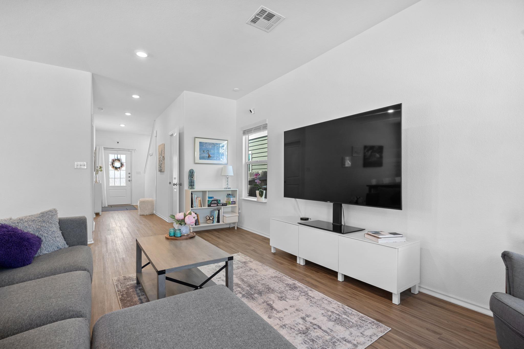 1500  Linwood St, photo 9