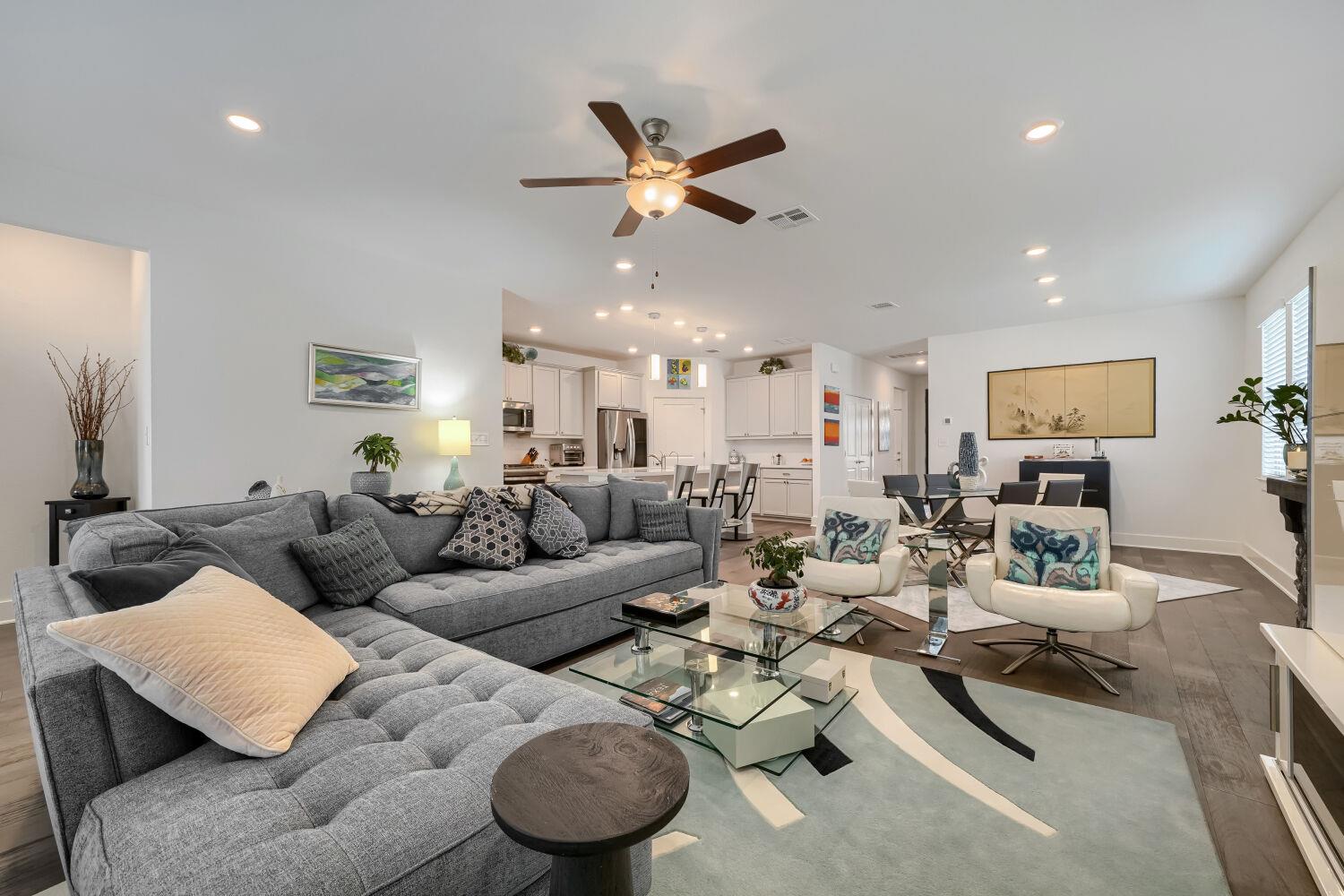 3247  Pisano Ave, photo 8