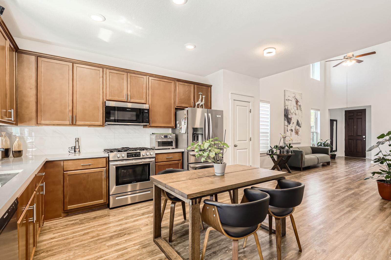 1324  Salt Lick Dr, photo 8