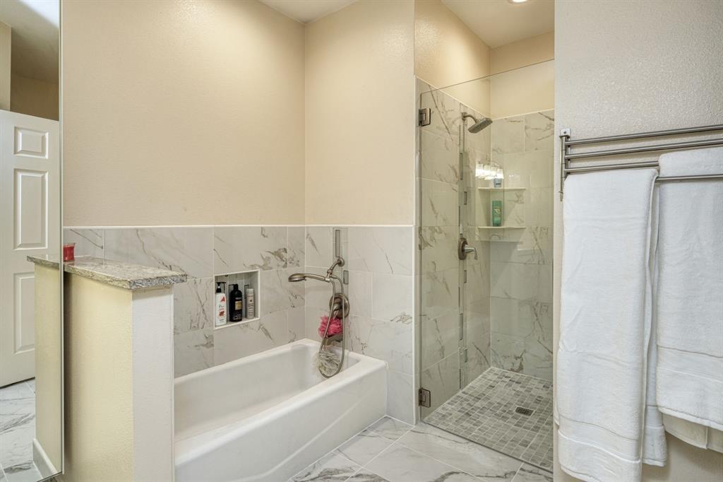 2409  Pecan St, photo 9