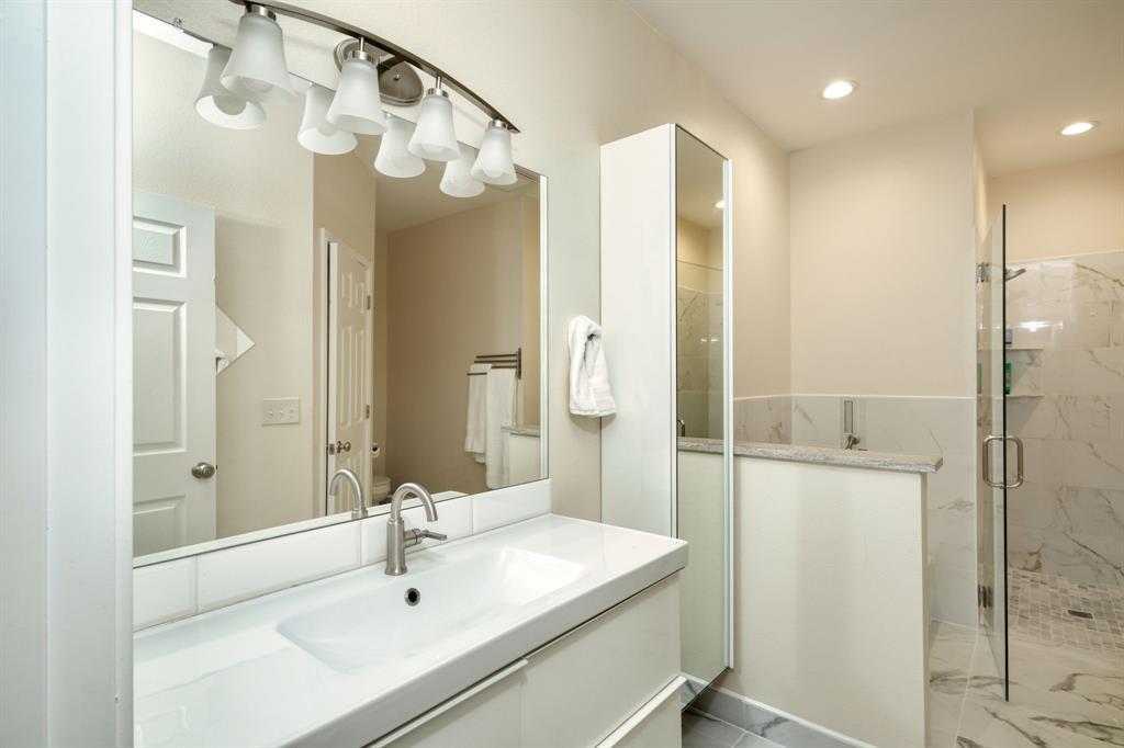 2409  Pecan St, photo 10