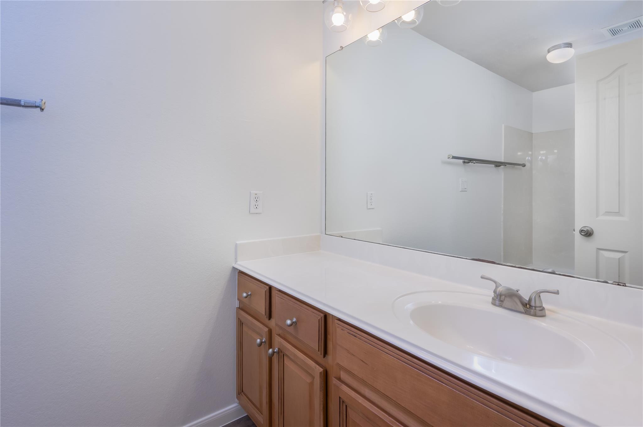 22121  Rose Grass Ln, photo 12