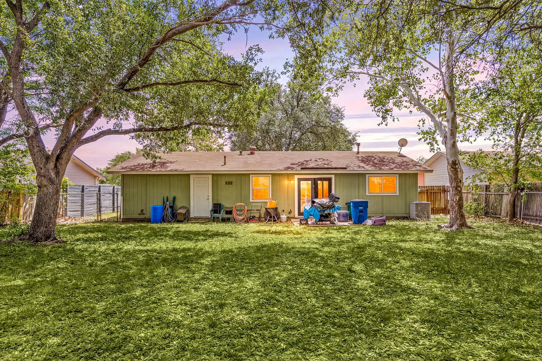 2412  E Stassney Ln, photo 6