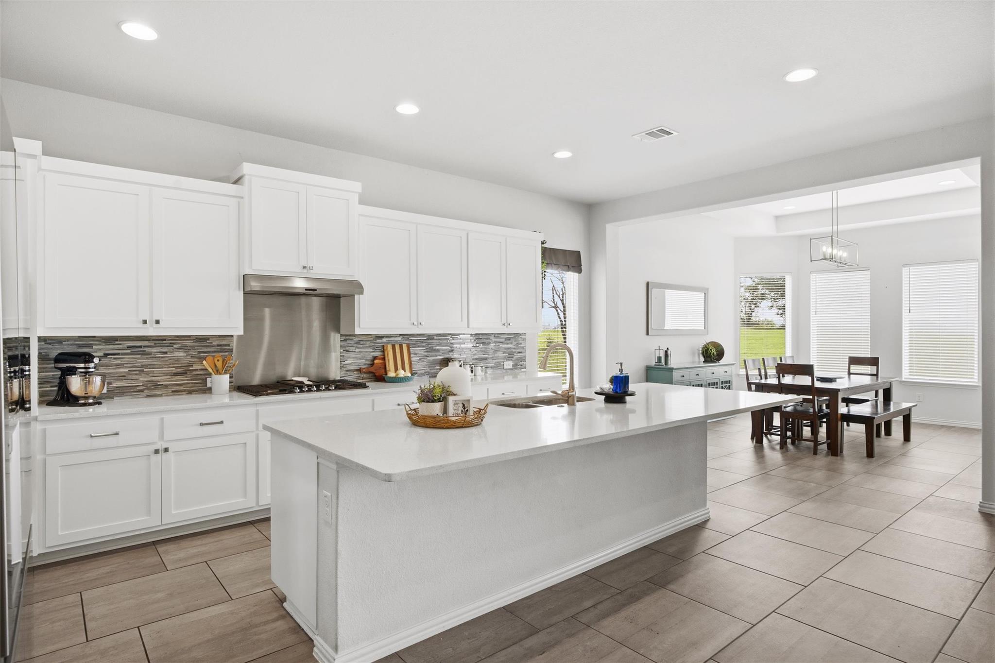 192  Raptor Beak Way, photo 7