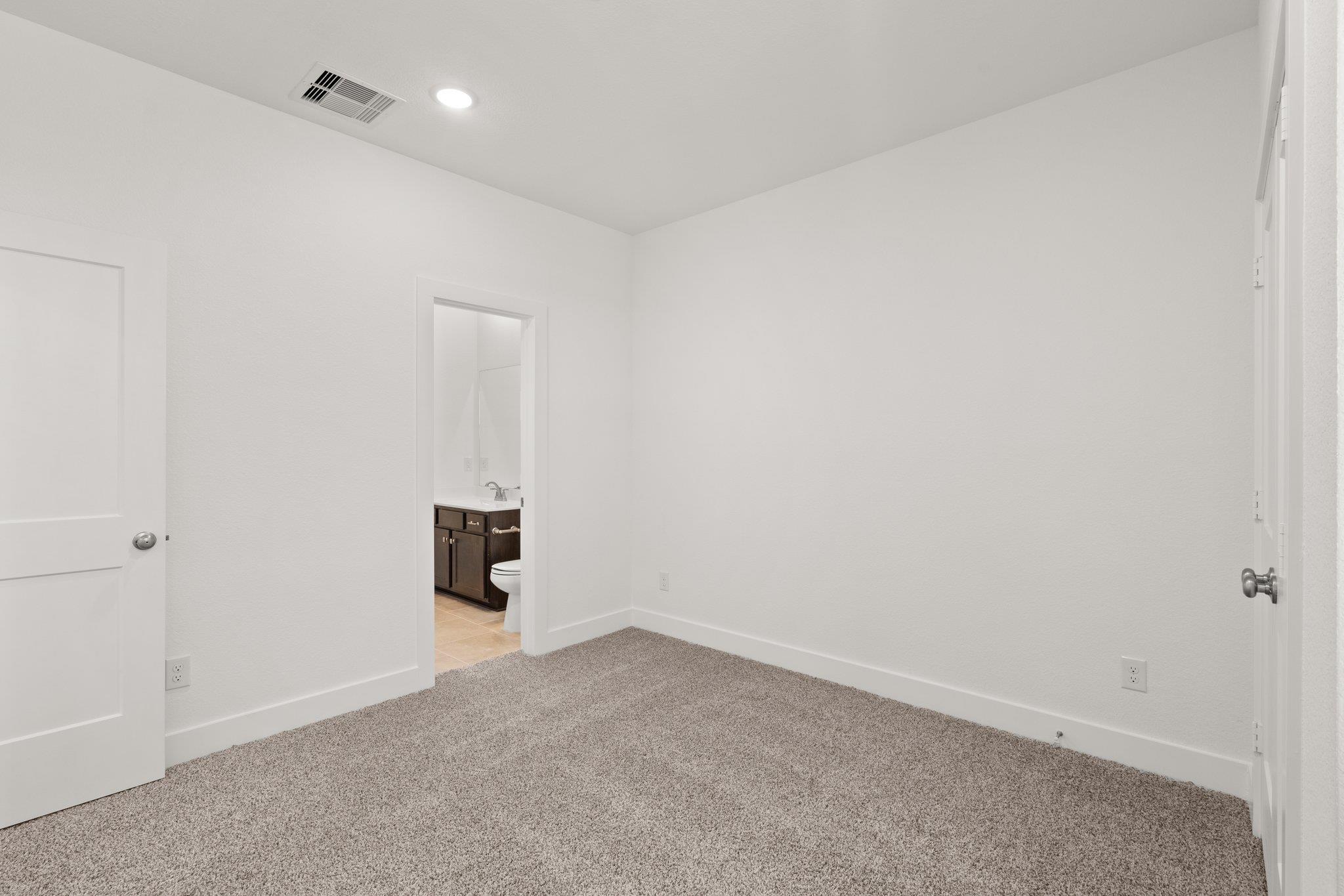 215  Flora Springs Cv, photo 12