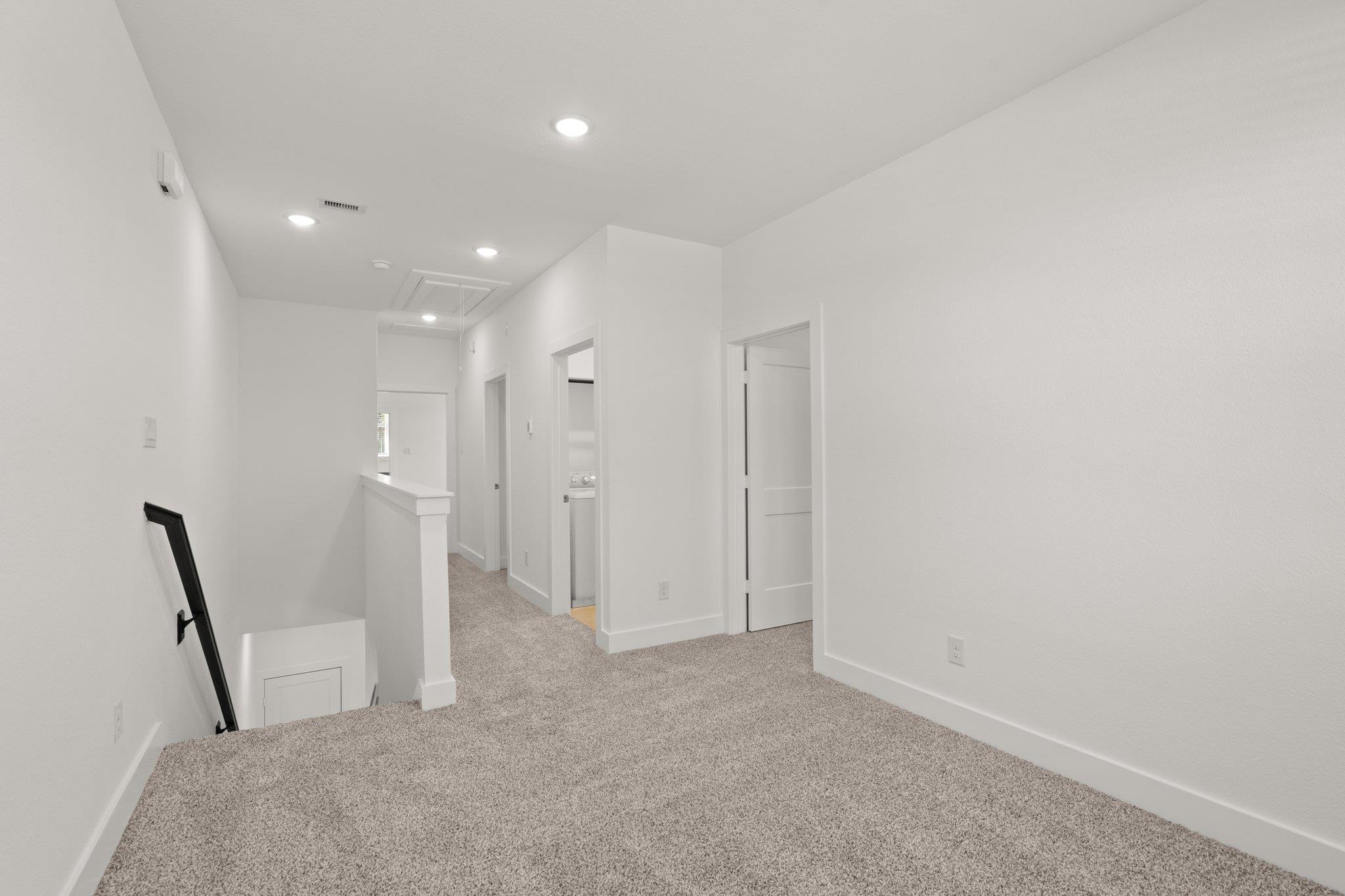 215  Flora Springs Cv, photo 9