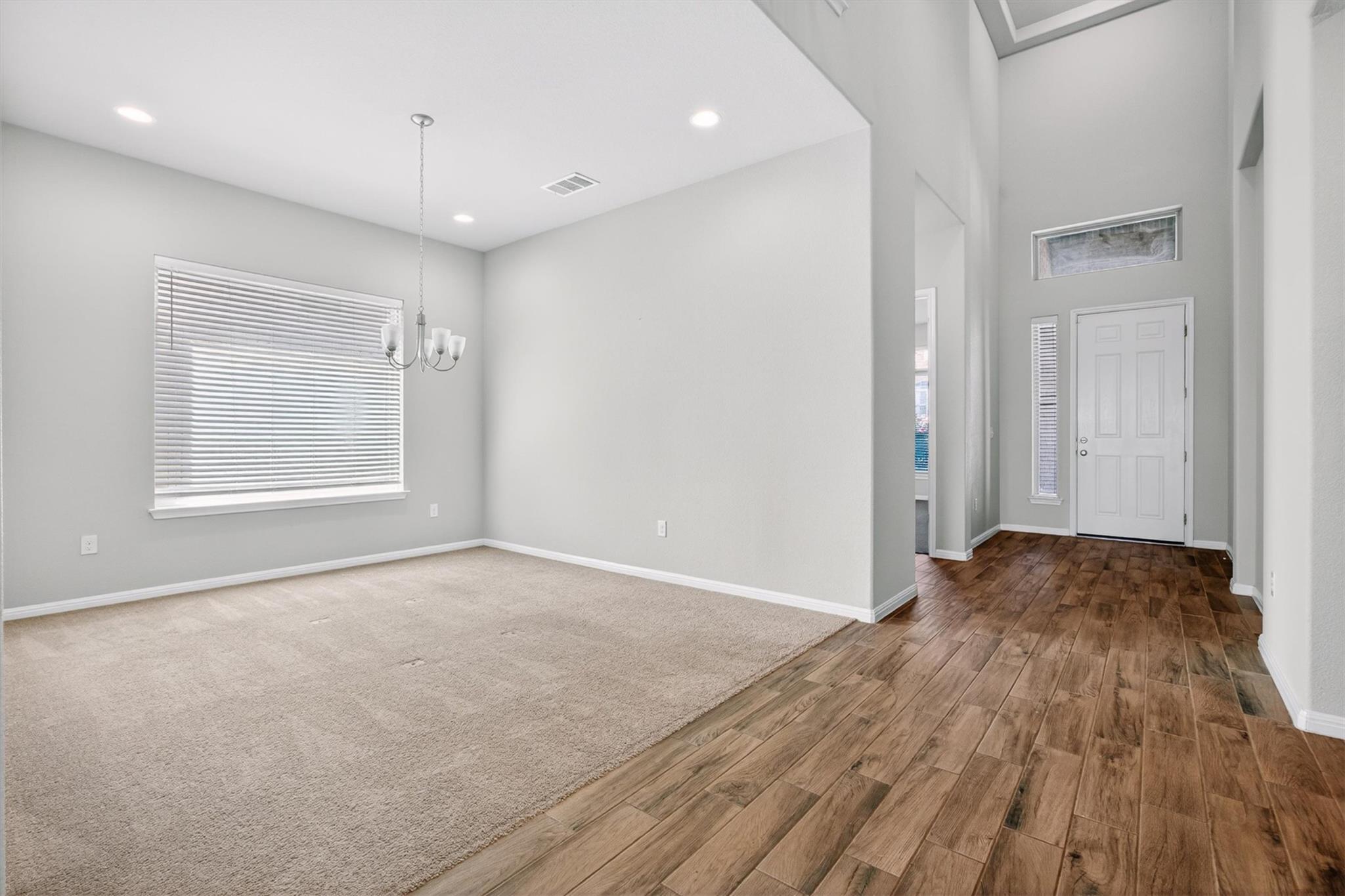 810  Clearwell St, photo 3