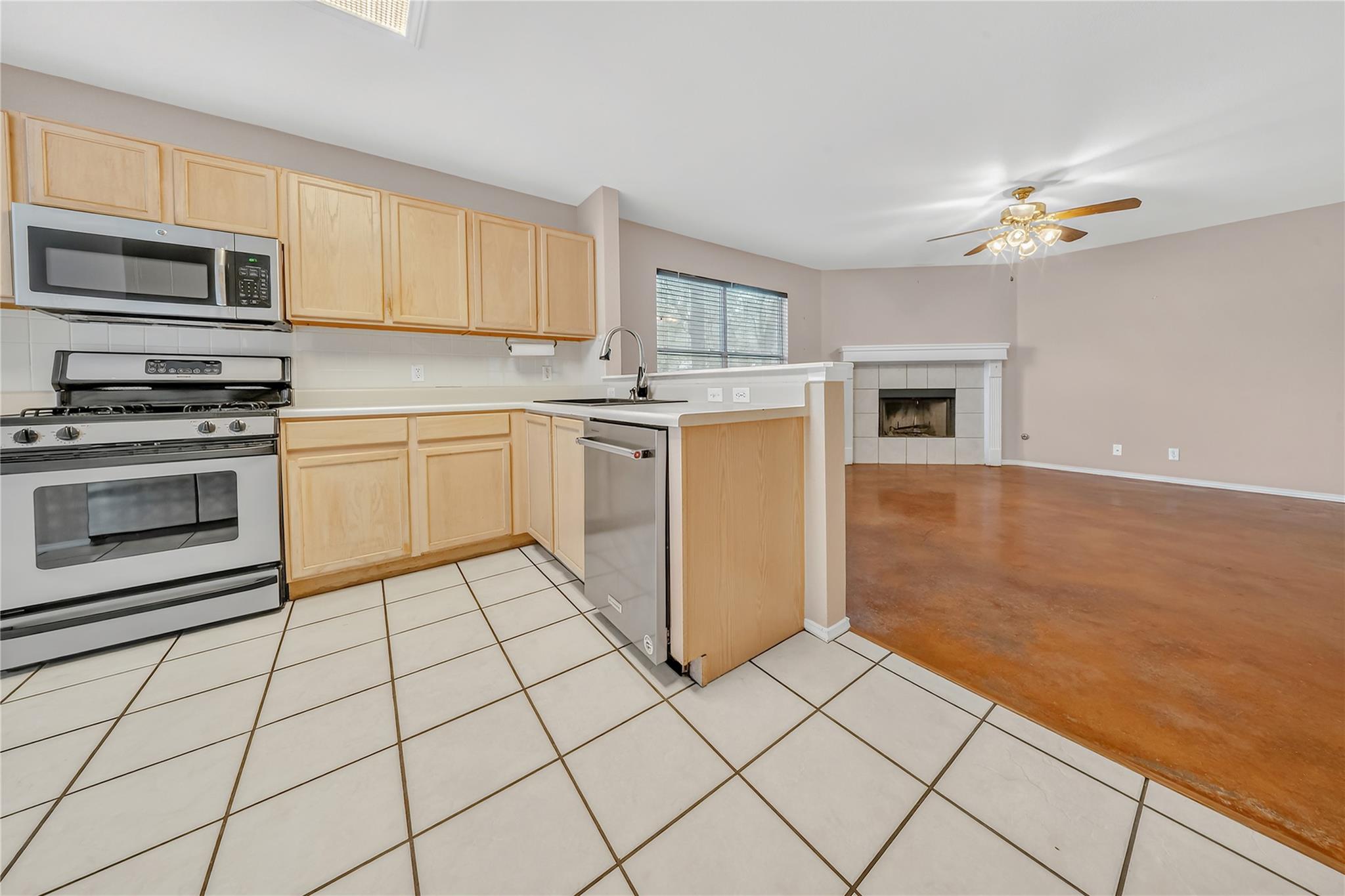1610  Lloydminister Way, photo 6
