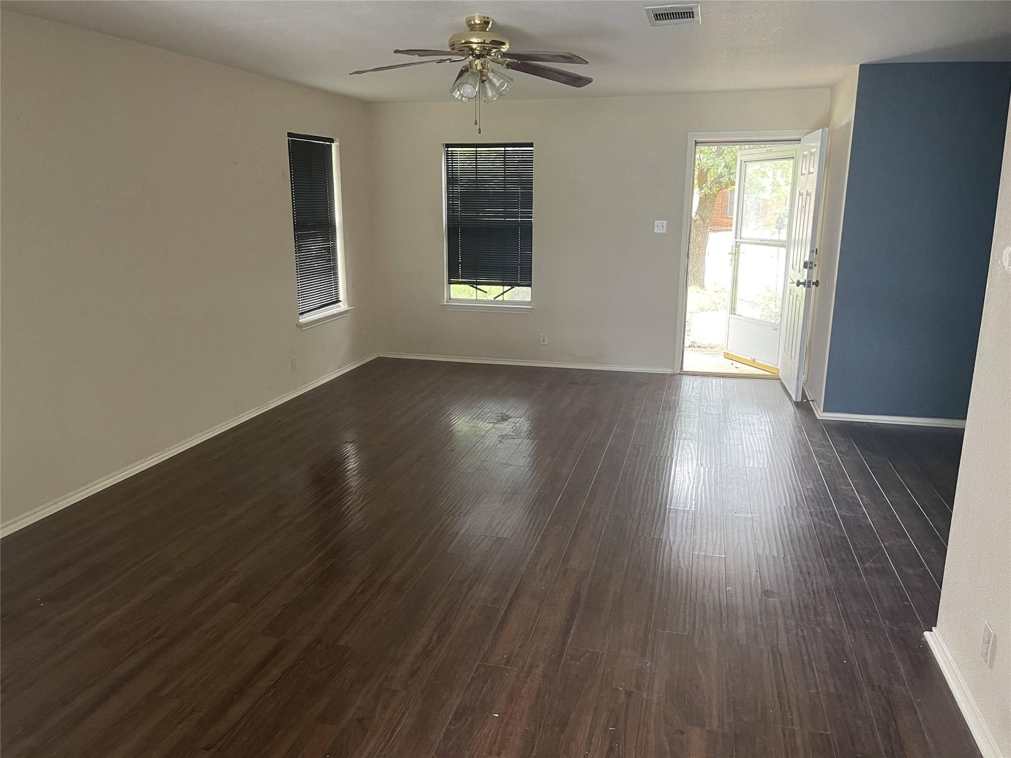 110  Brentwood Dr, photo 7