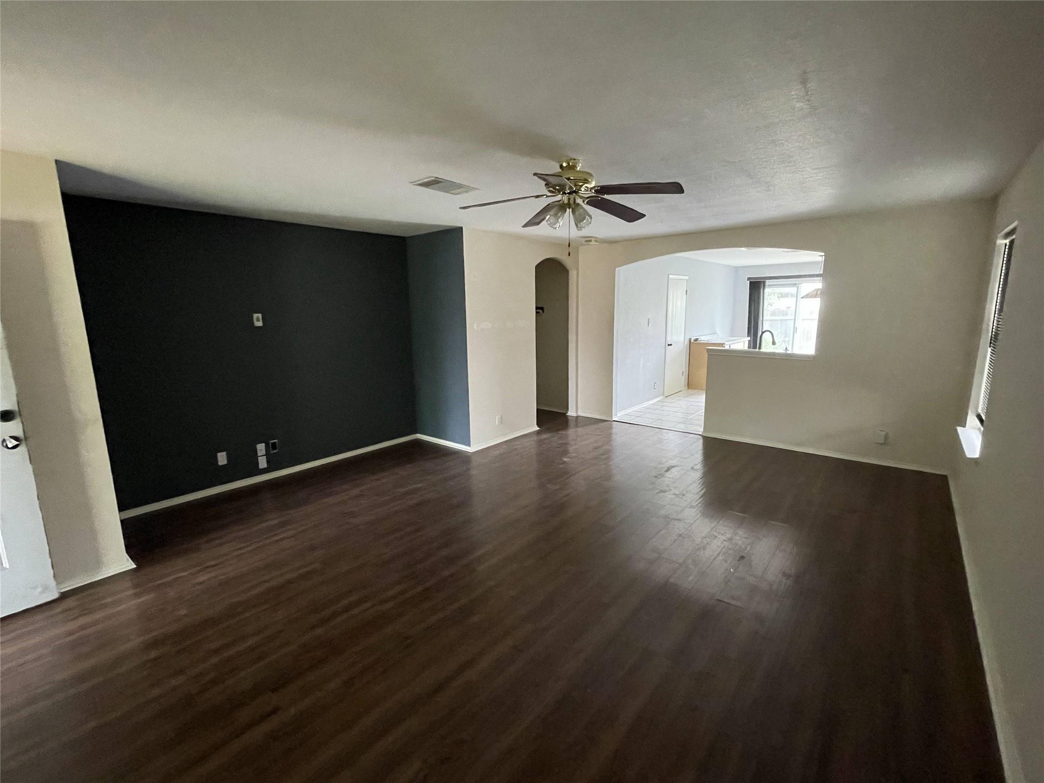 110  Brentwood Dr, photo 8