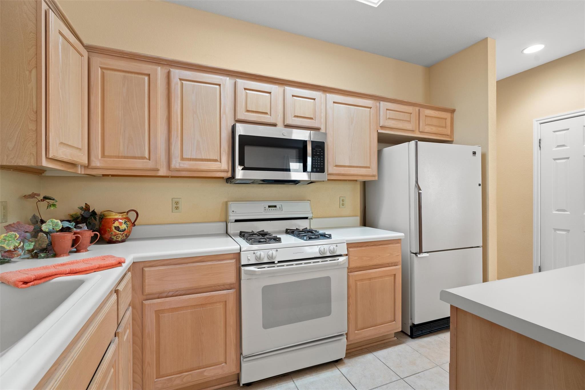 214  Whispering Wind Dr, photo 12