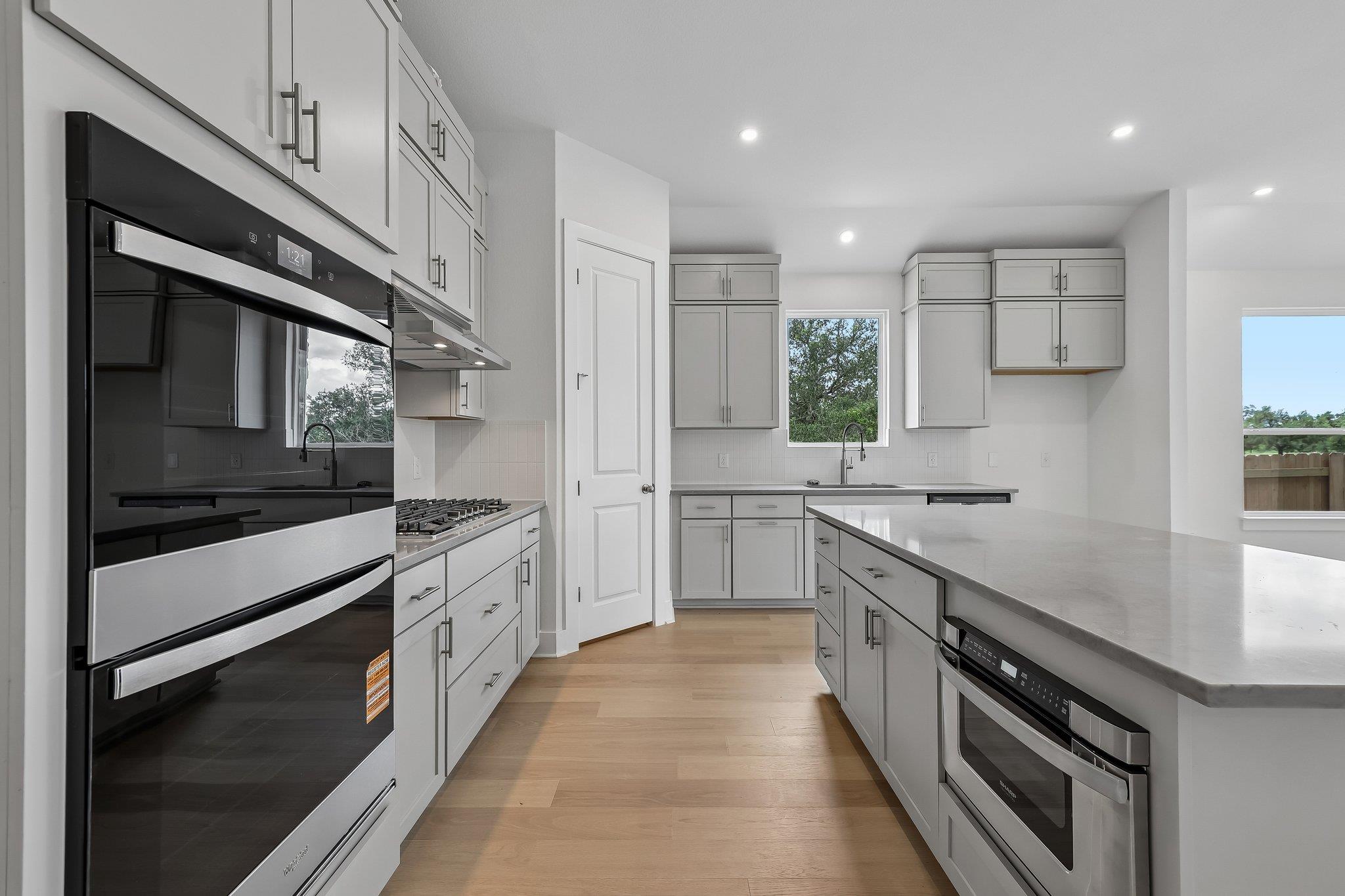 135  Comfort Dr, photo 12
