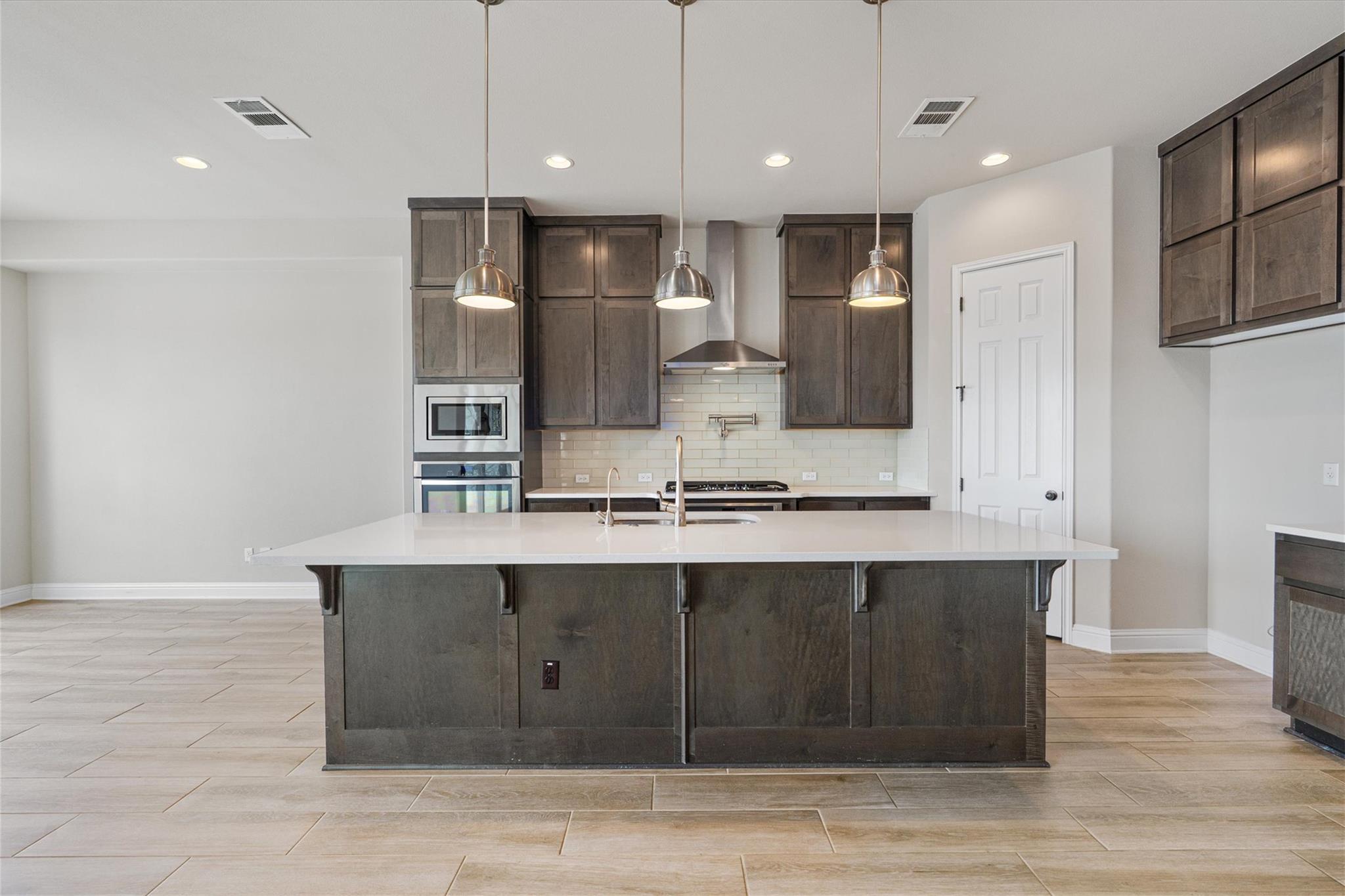 622  Cheyenne Ln, photo 8