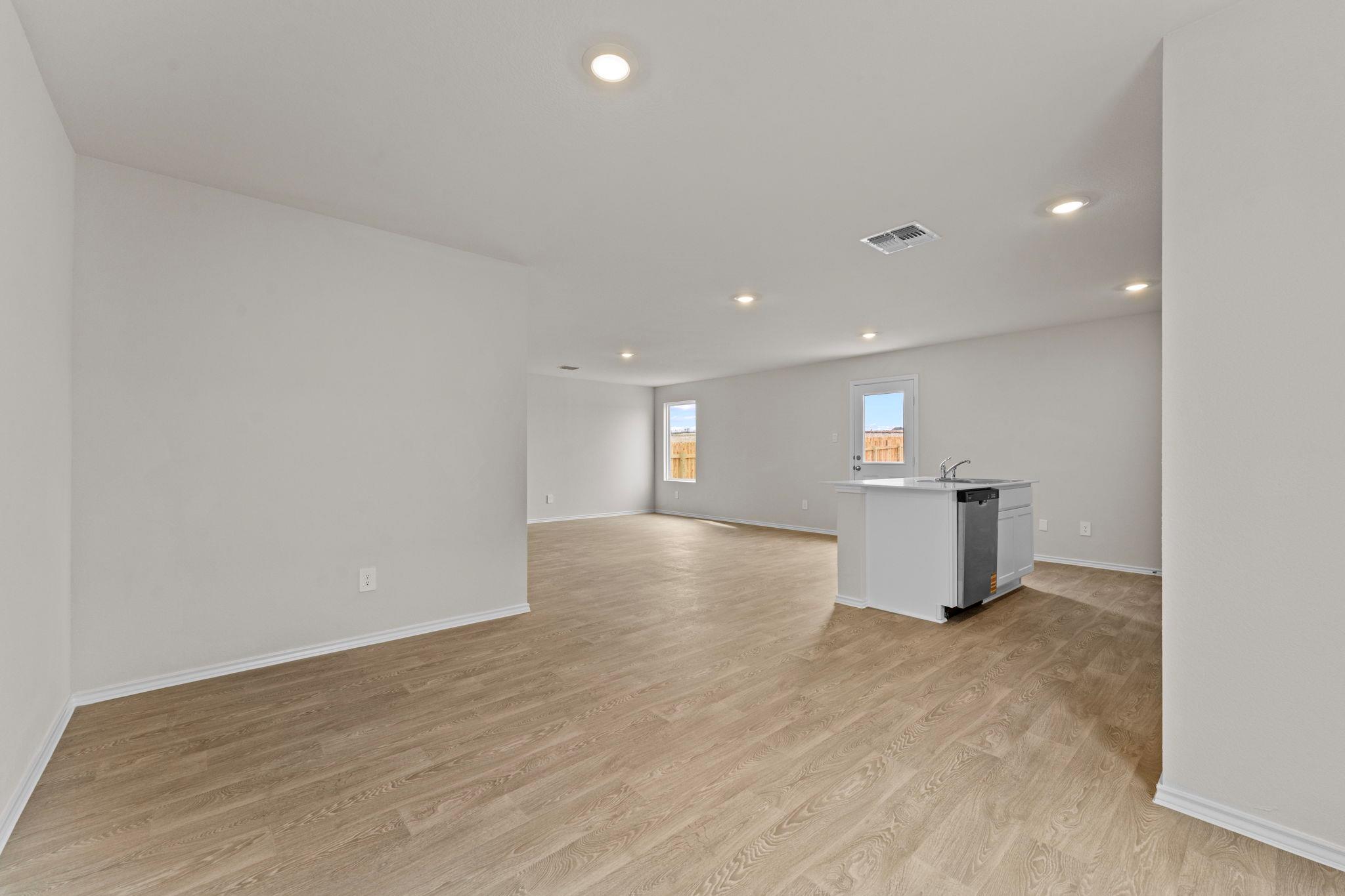 134 Langston Dr photo 9