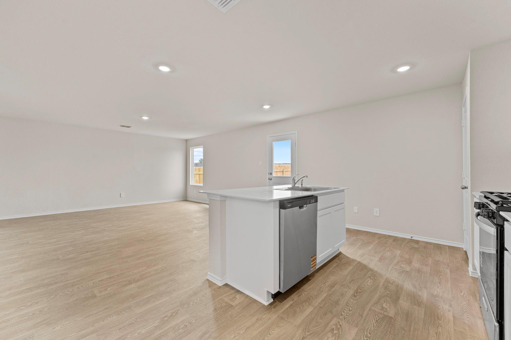 134 Langston Dr photo 10