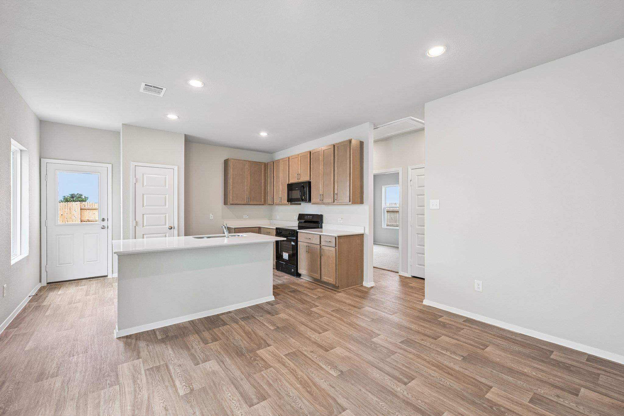 129 Adze Dr photo 10