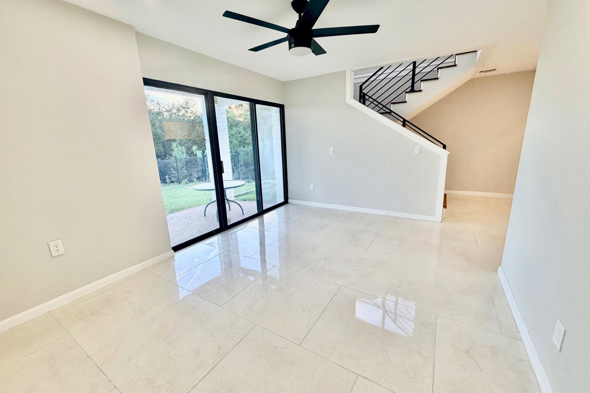 20201  BYRD Ave, photo 11