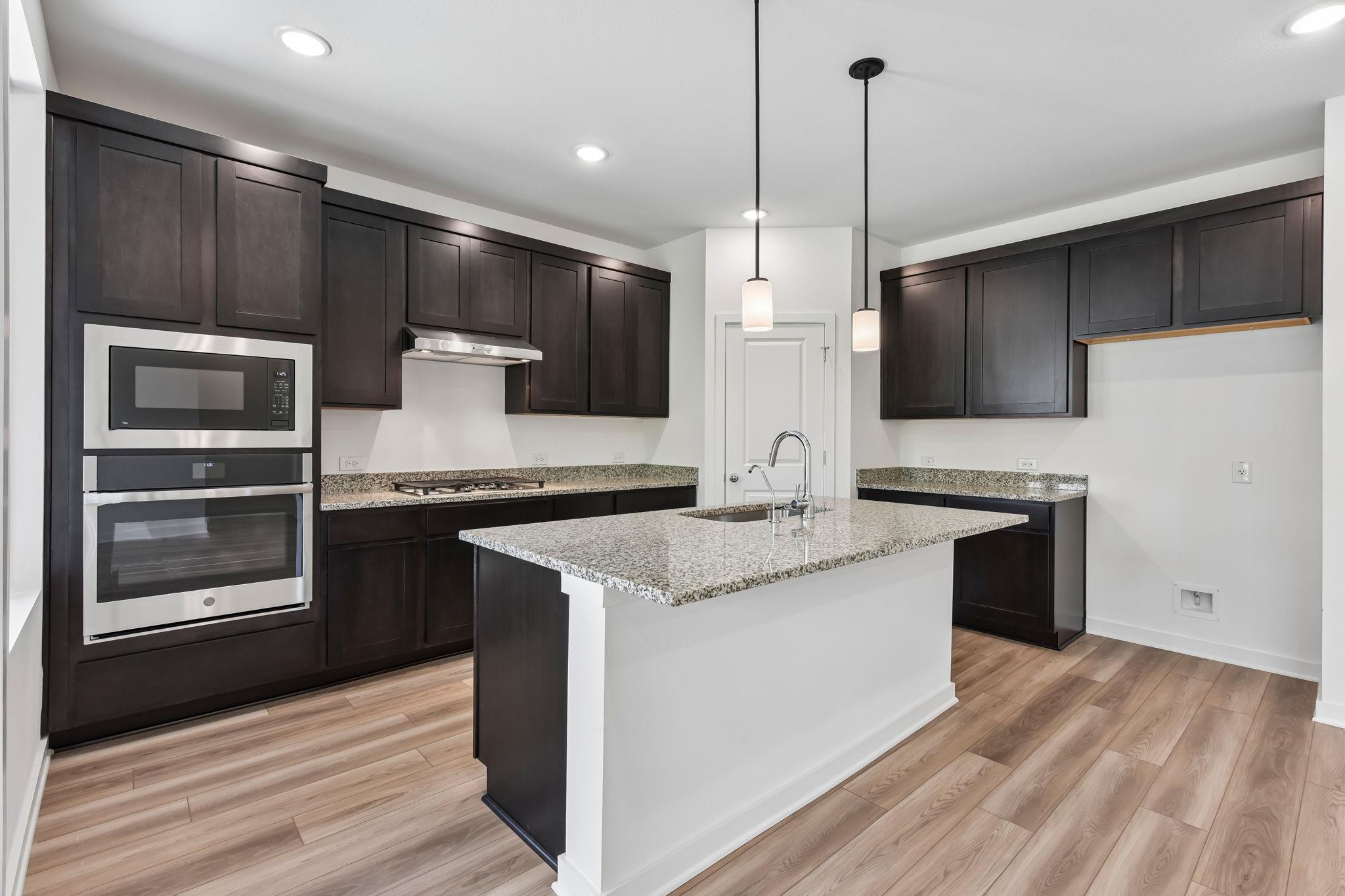310  Romans Rd, photo 9