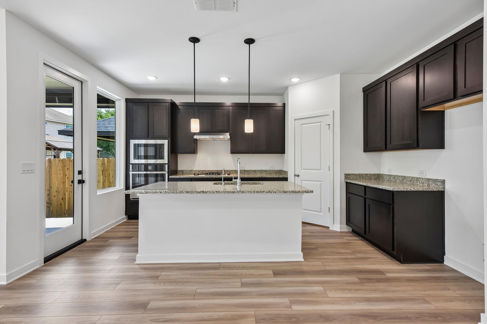 310  Romans Rd, photo 10