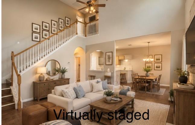 2037  Northview Dr, photo 2