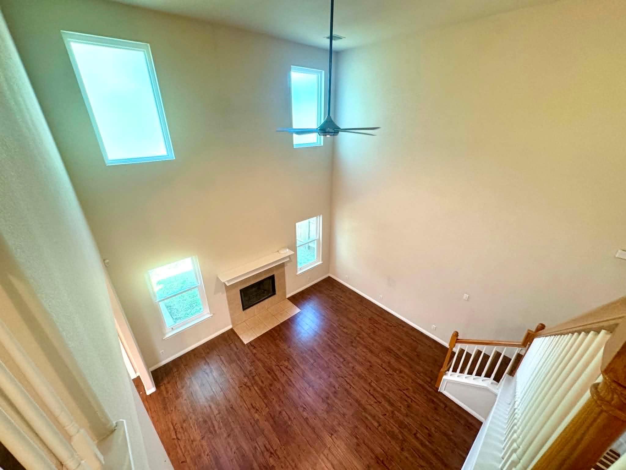 2037  Northview Dr, photo 7