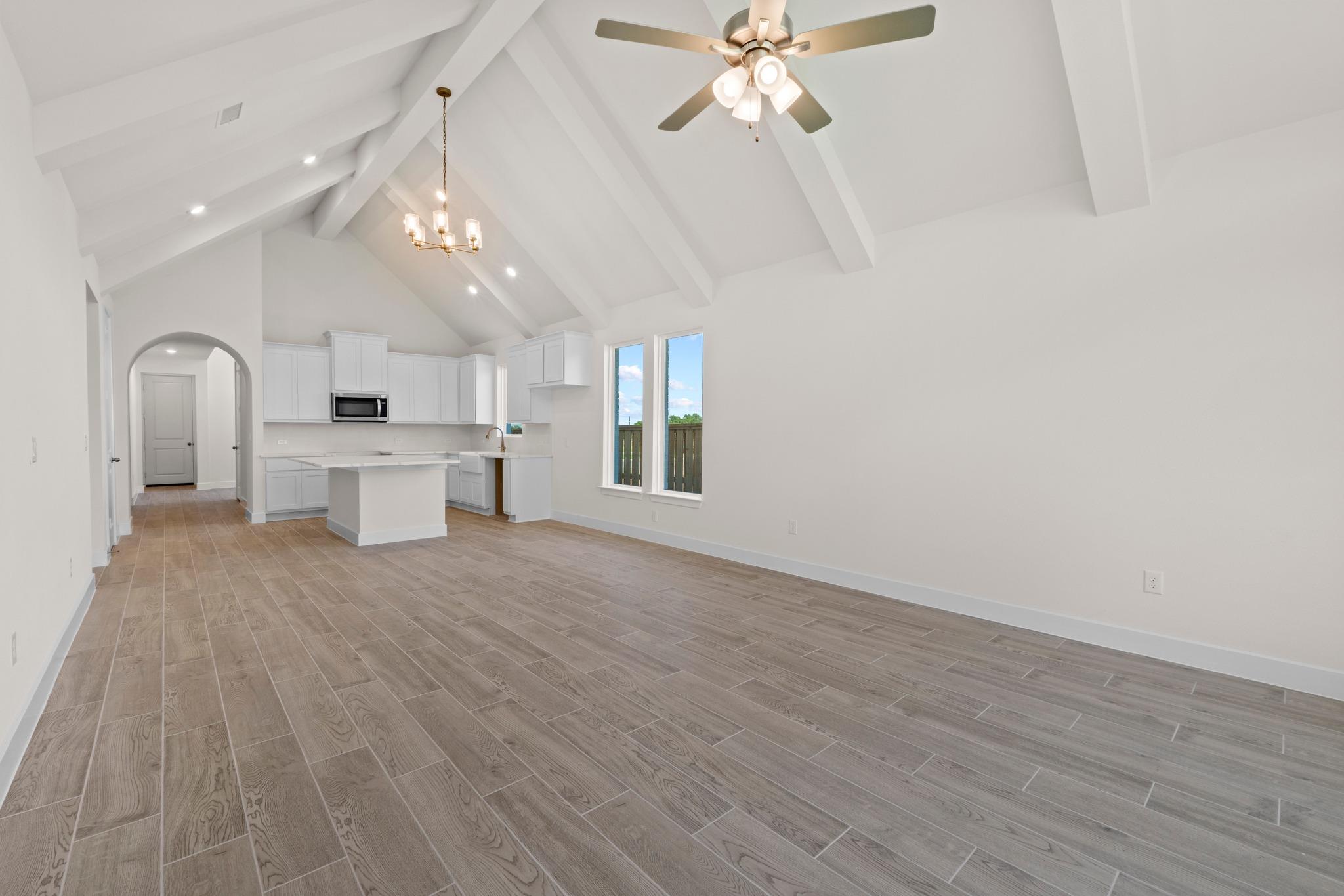 517  Buckaroo Dr, photo 6