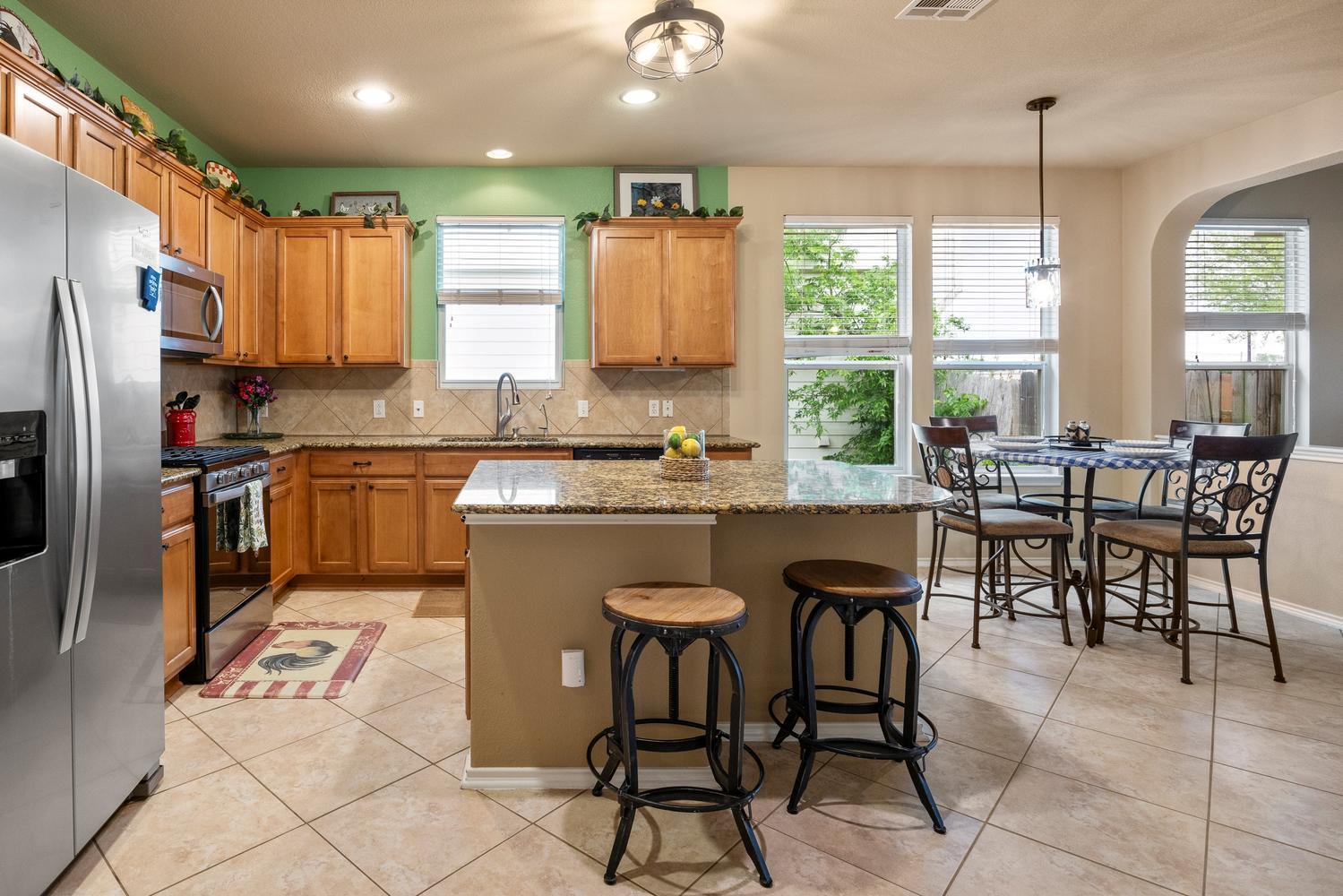 208  Birch Dr, photo 6