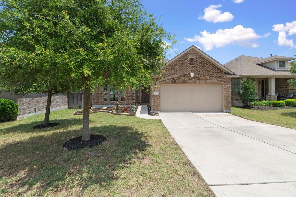 2204  Granite Hill Dr, photo 2
