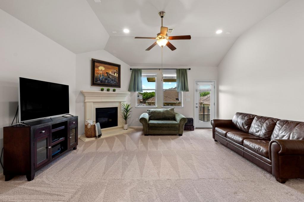 2204  Granite Hill Dr, photo 7