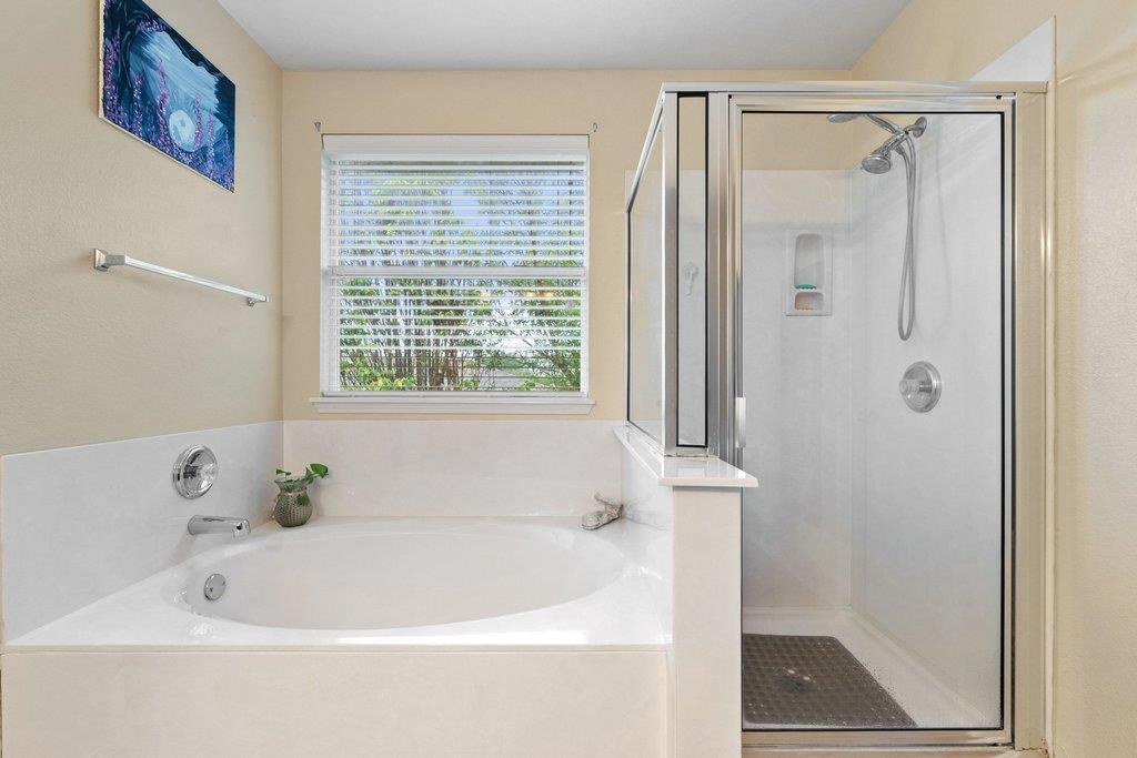 140  Wolfberry Path, photo 11