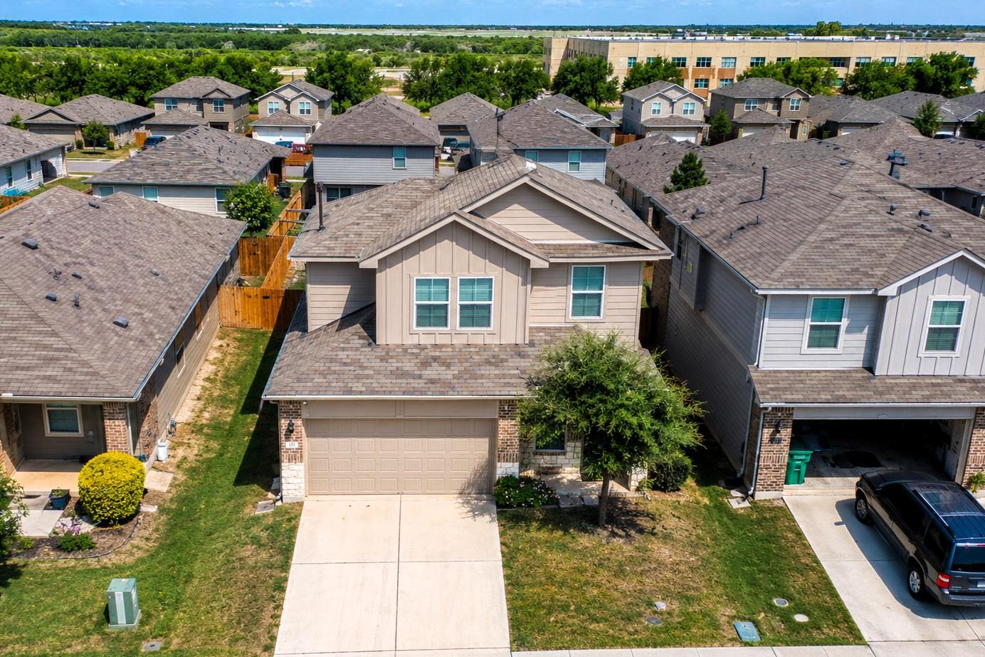 218  Harvest Creek Dr, photo 3