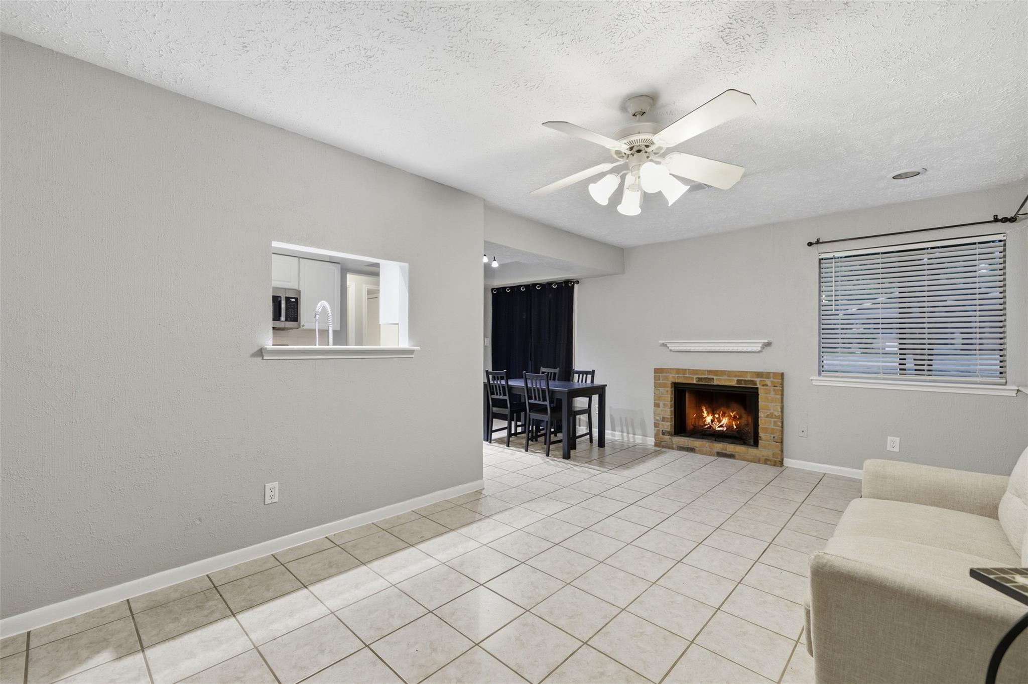 421 W San Antonio St  #A2, photo 9
