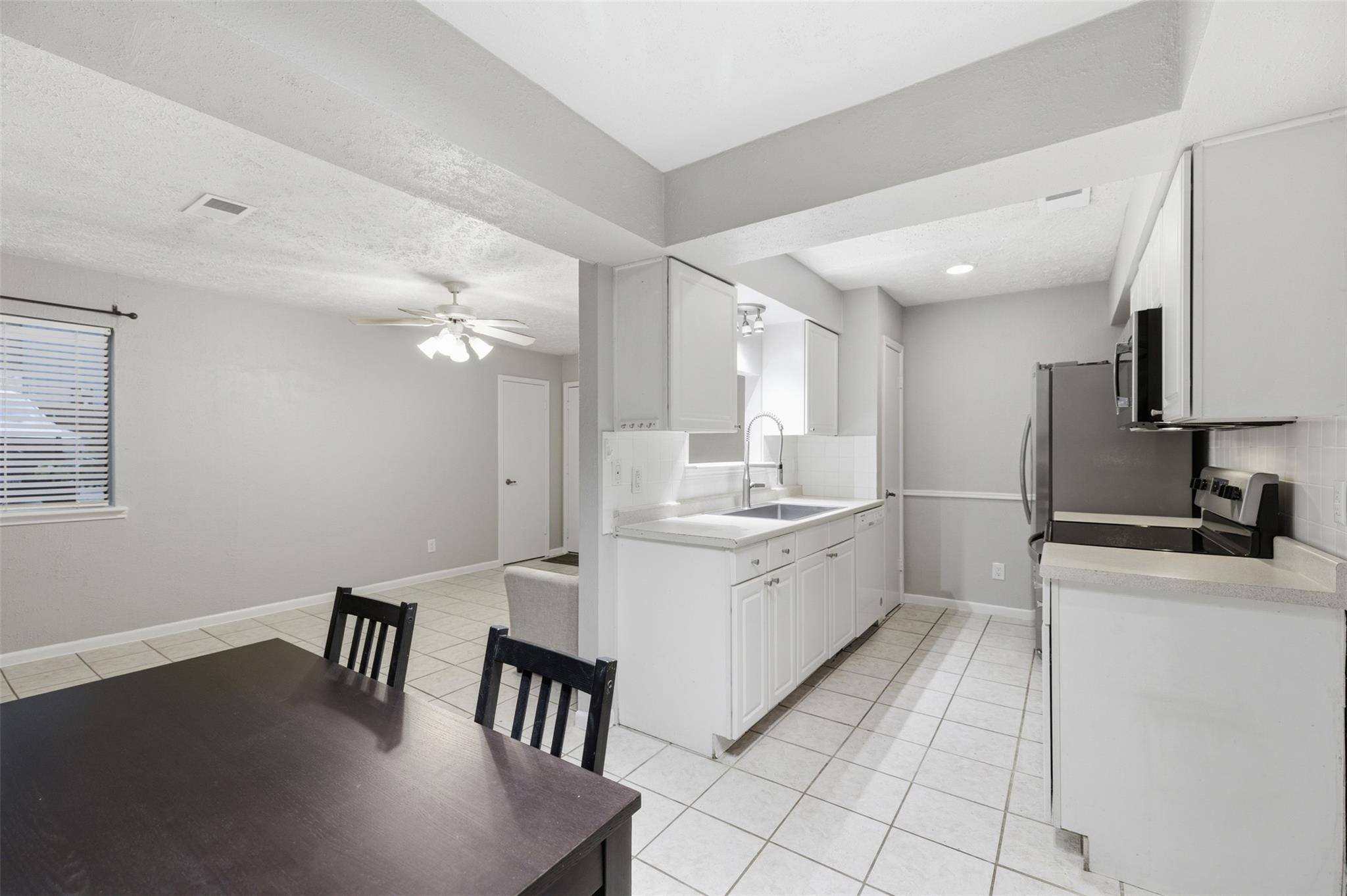 421 W San Antonio St  #A2, photo 10