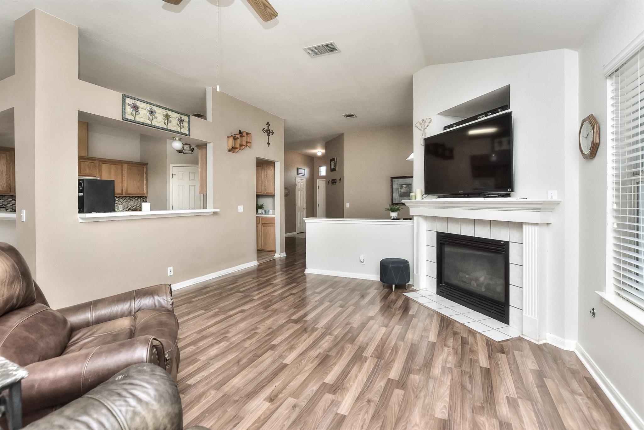 1503  Barcus Dr, photo 12