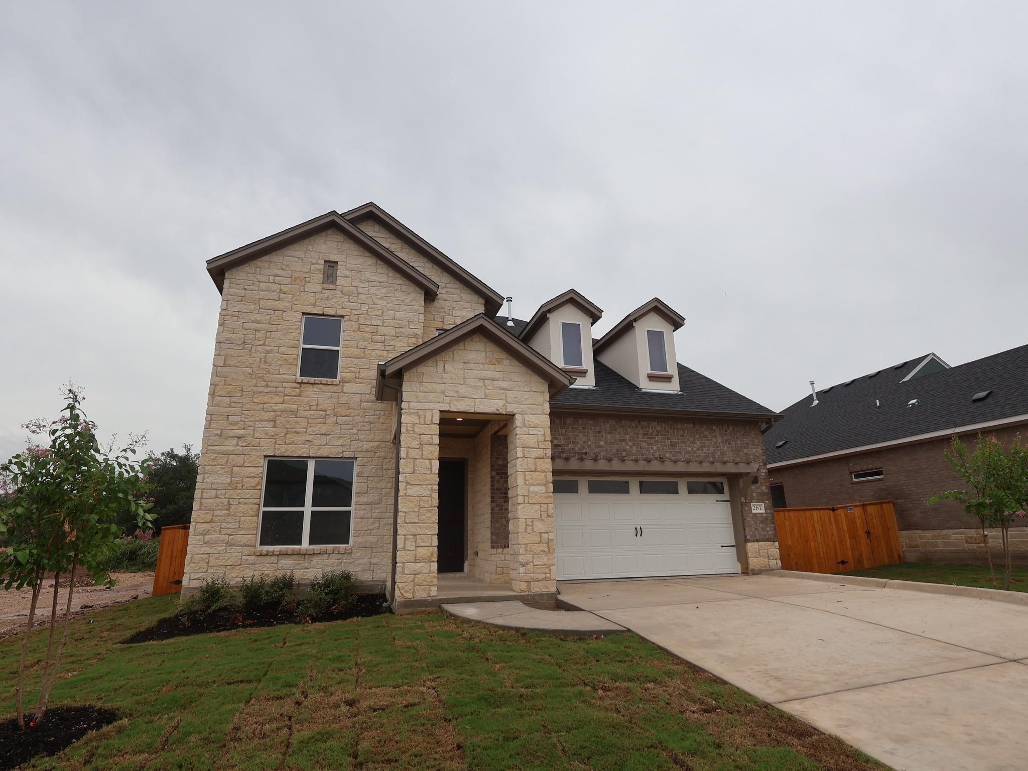 261  Callahan Loop, photo 2