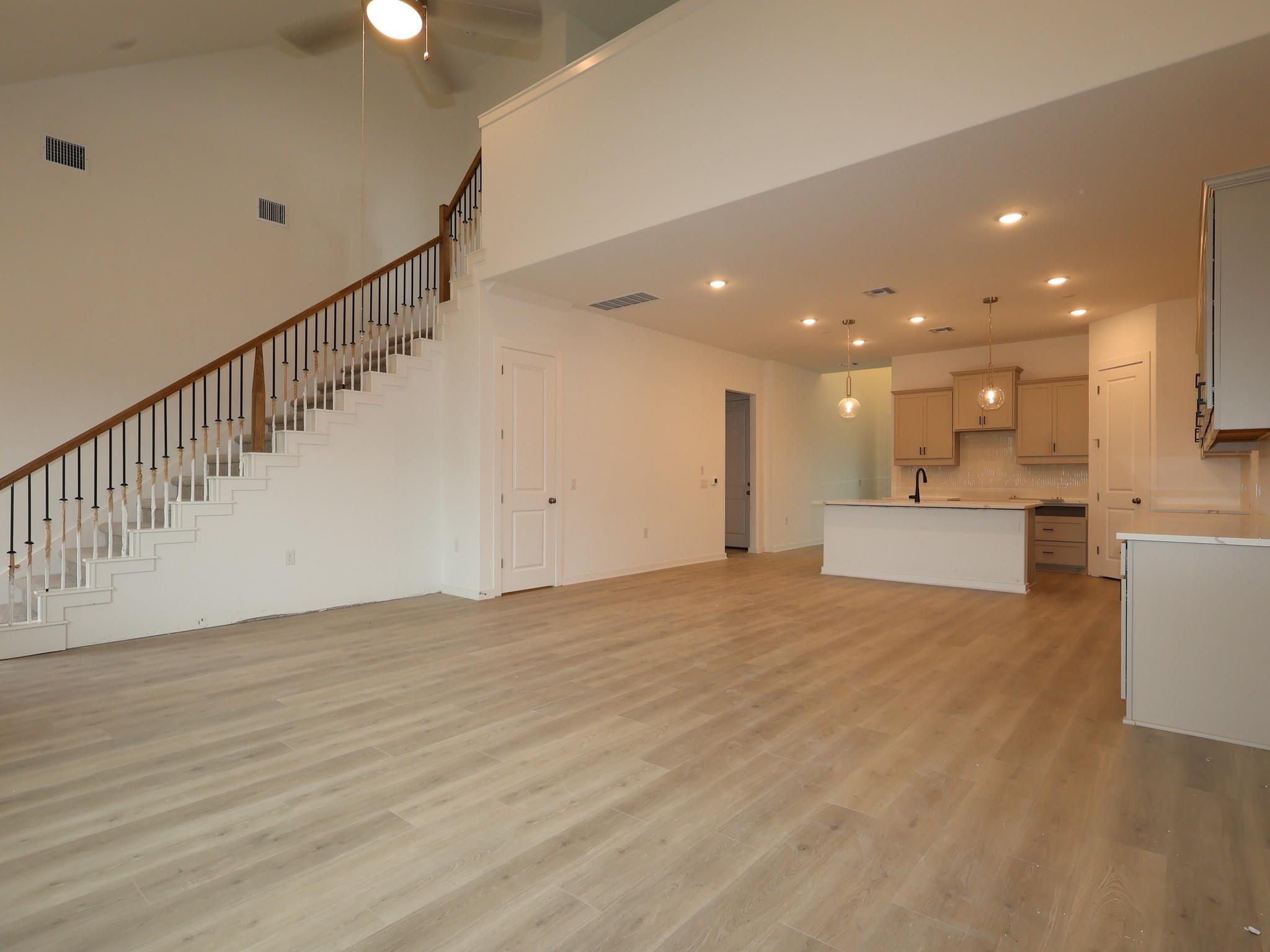 261  Callahan Loop, photo 4