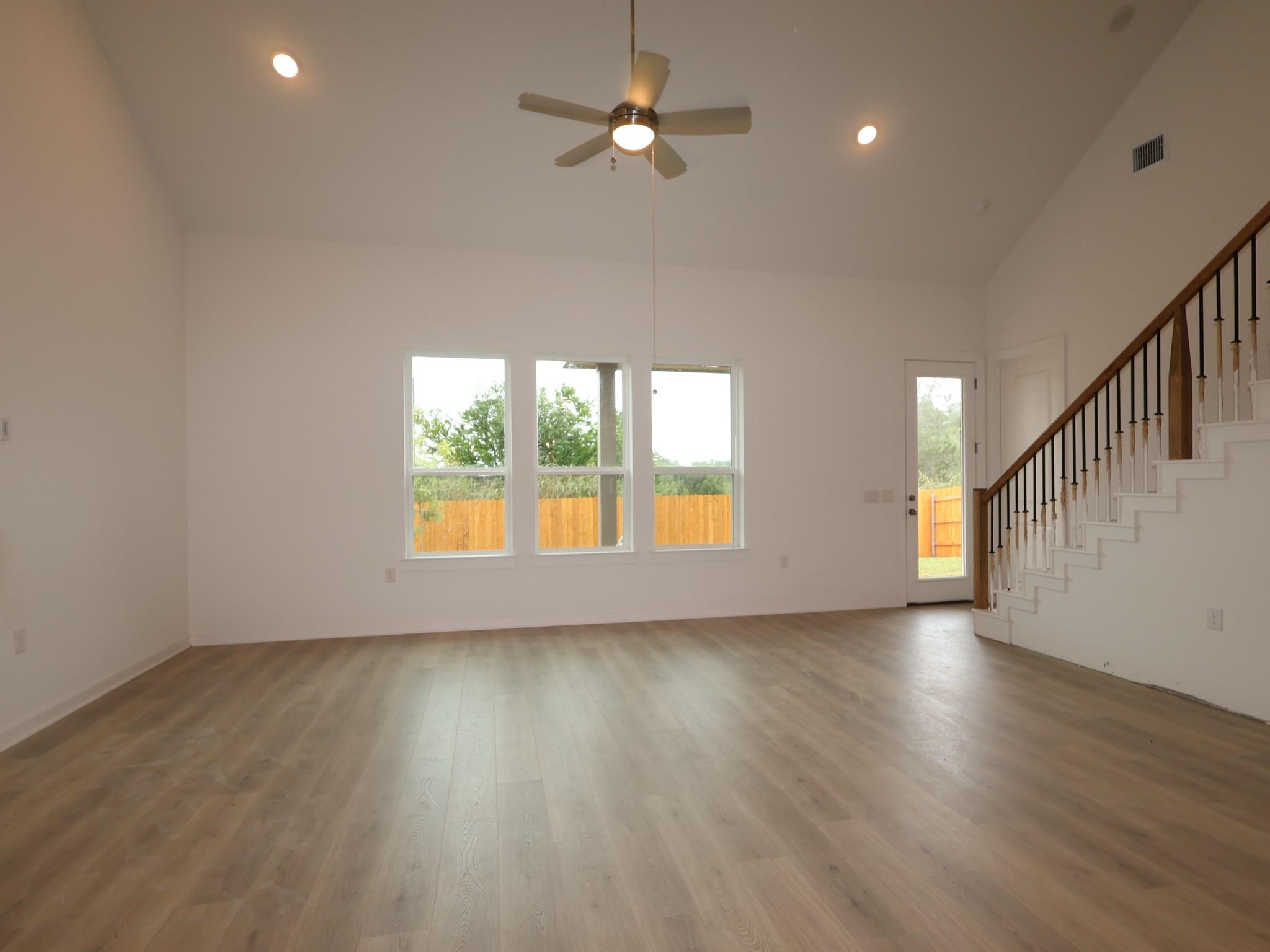 261  Callahan Loop, photo 5