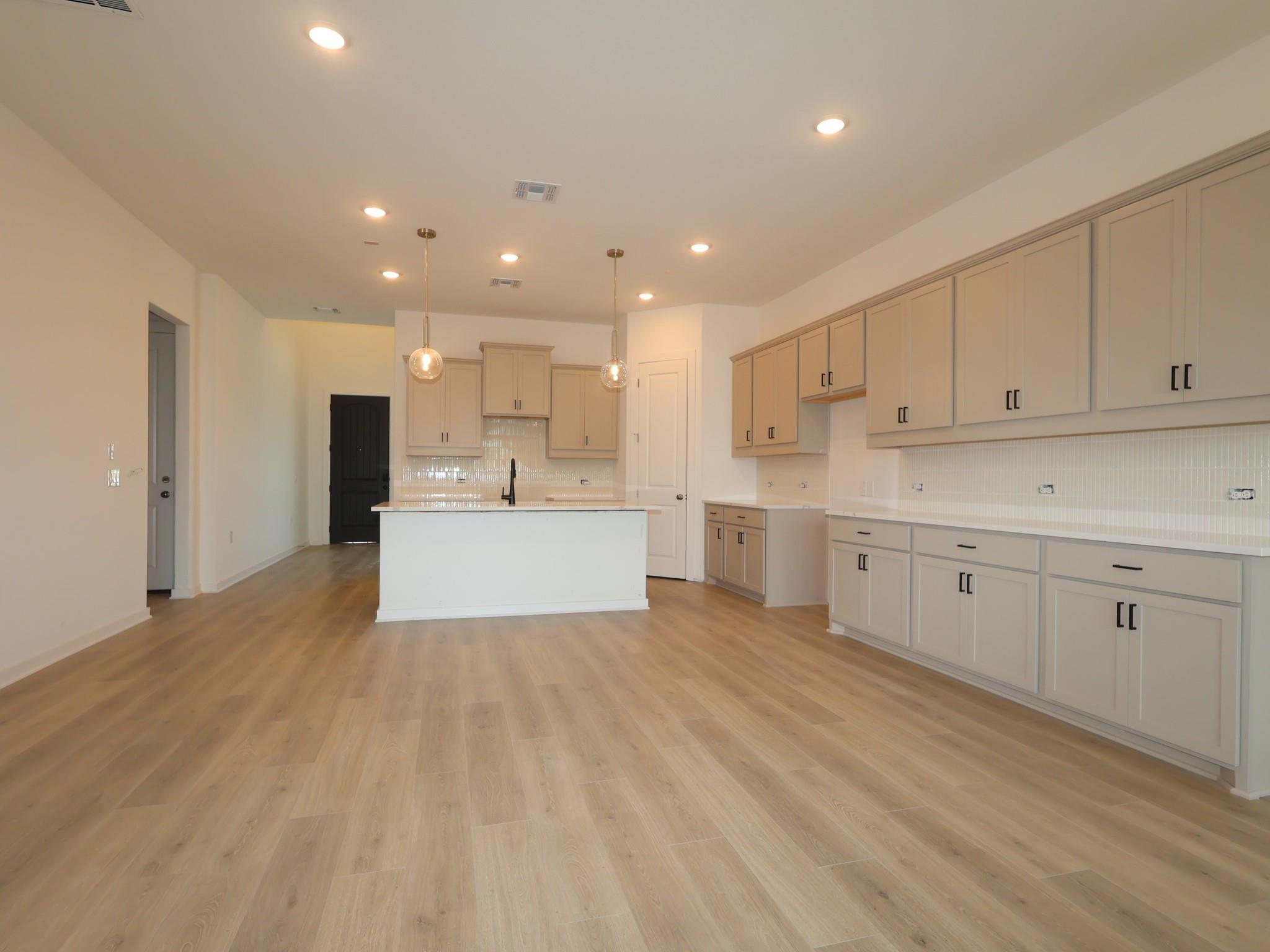 261  Callahan Loop, photo 7