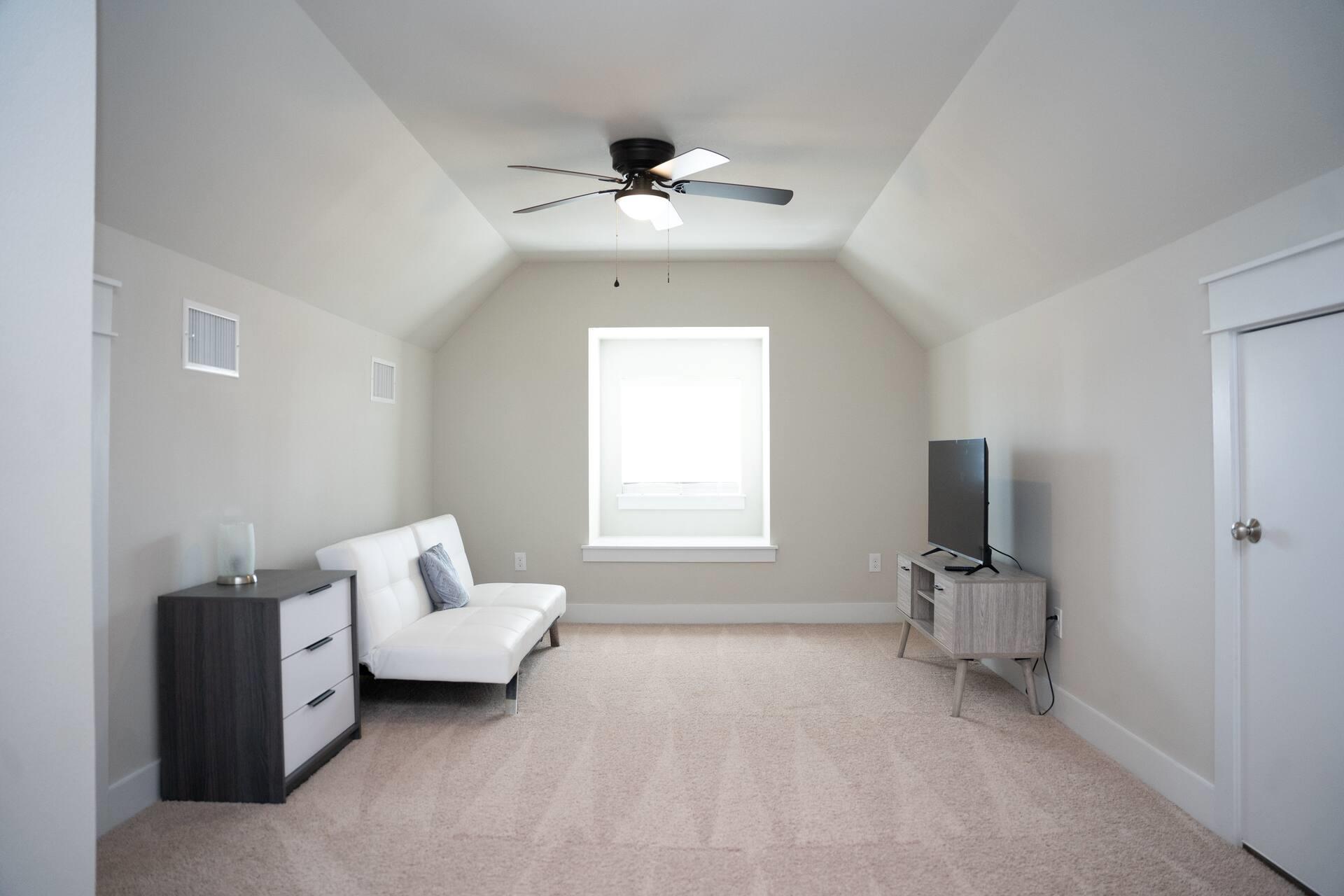 13501  Metric Blvd  #15, photo 8