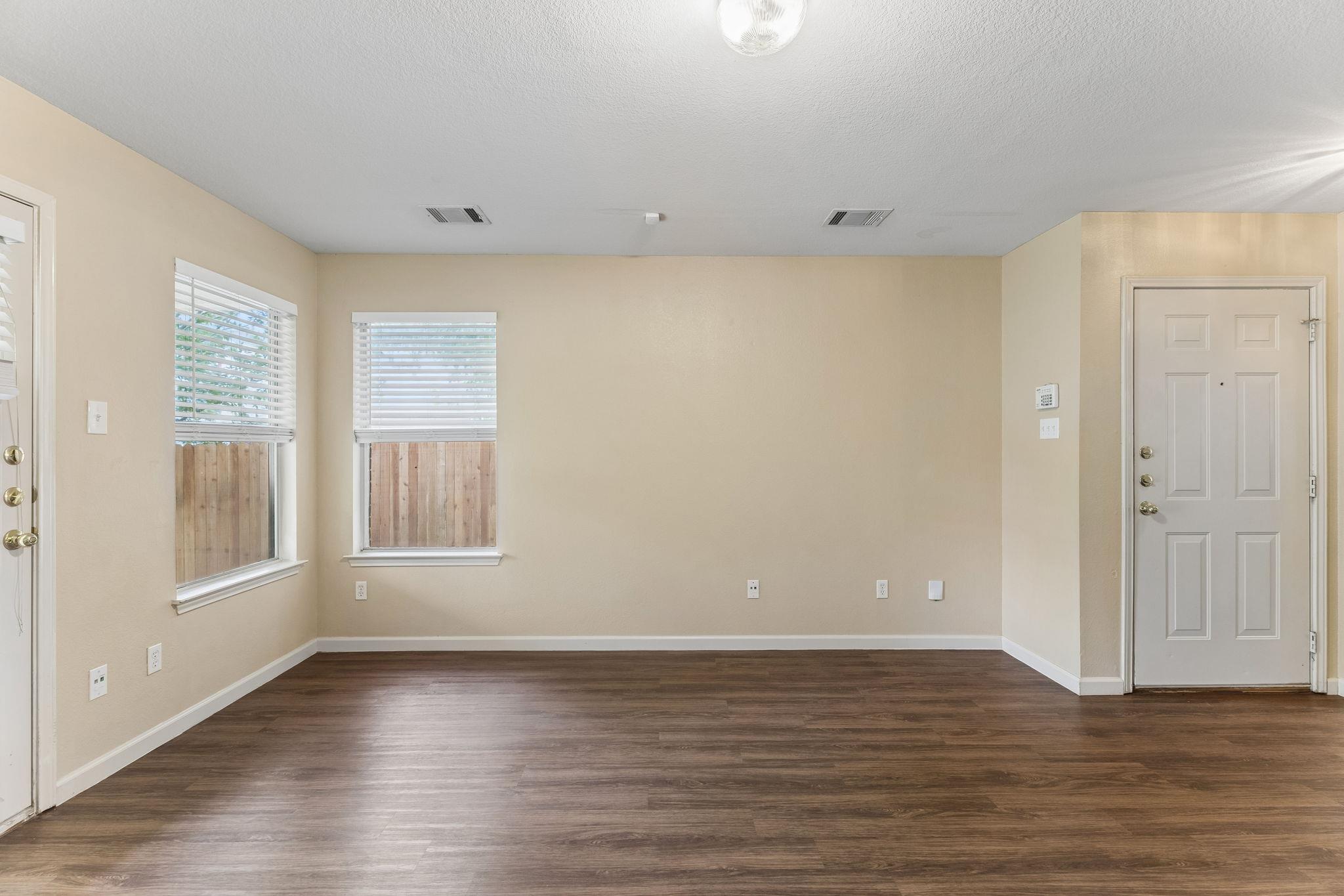 1519  Miss Allisons Way, photo 9