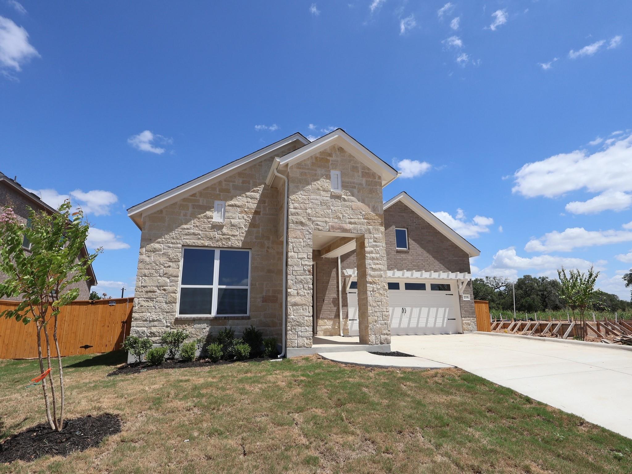 275  Callahan Loop, photo 3
