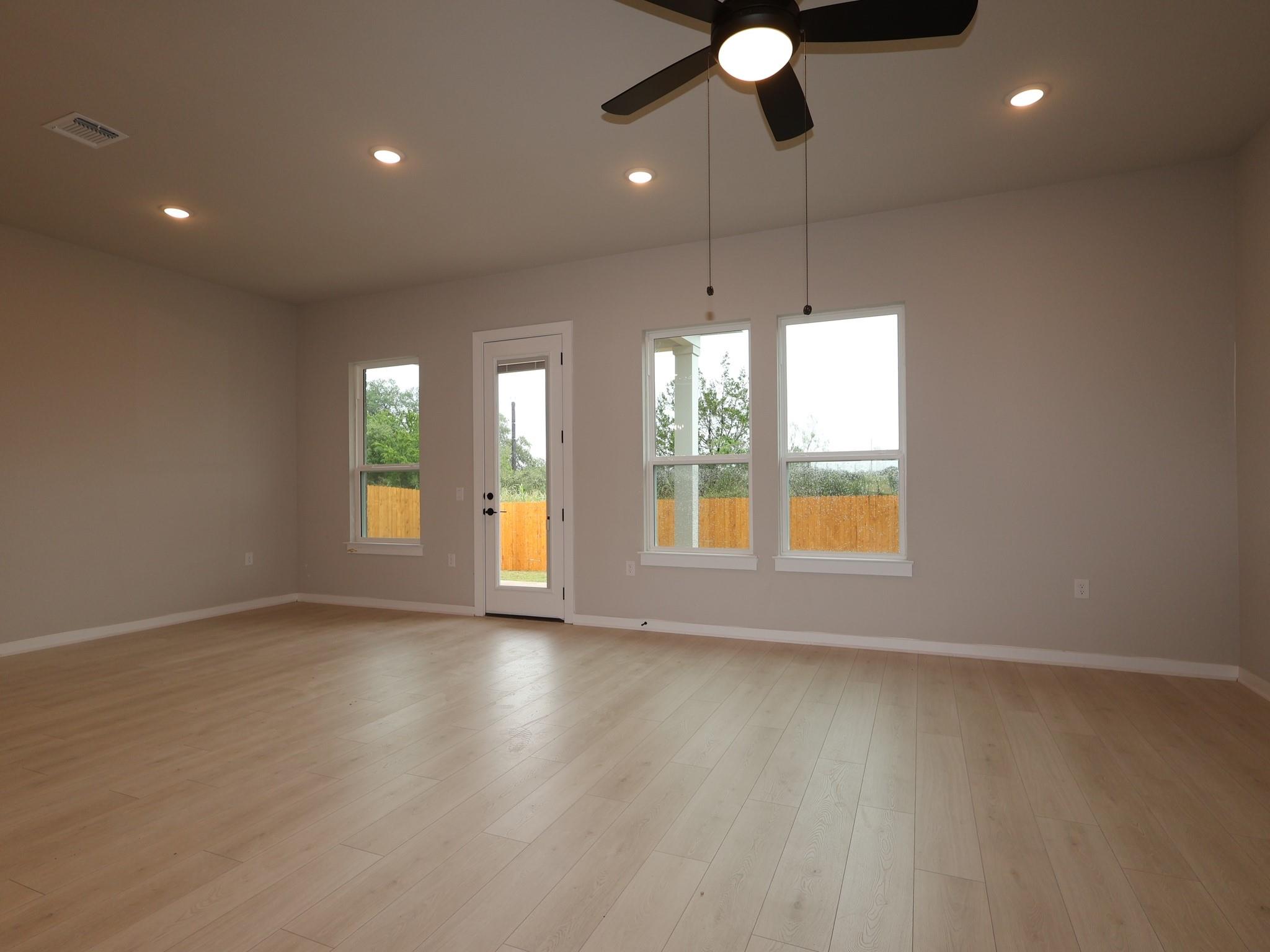 275  Callahan Loop, photo 8