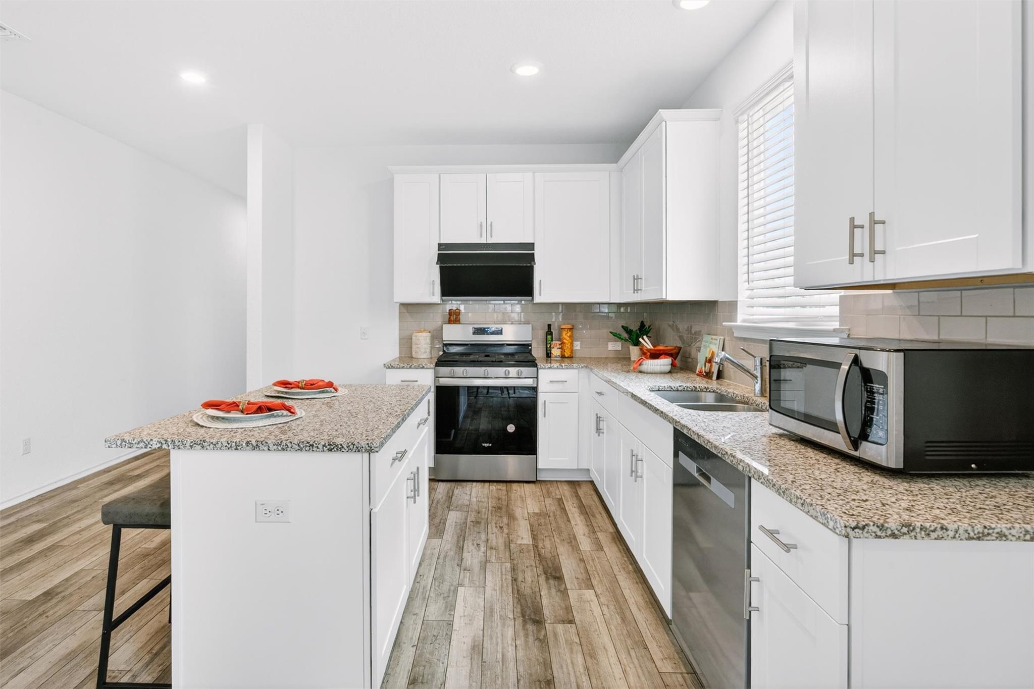 1521  Hope Ranch Rd, photo 9