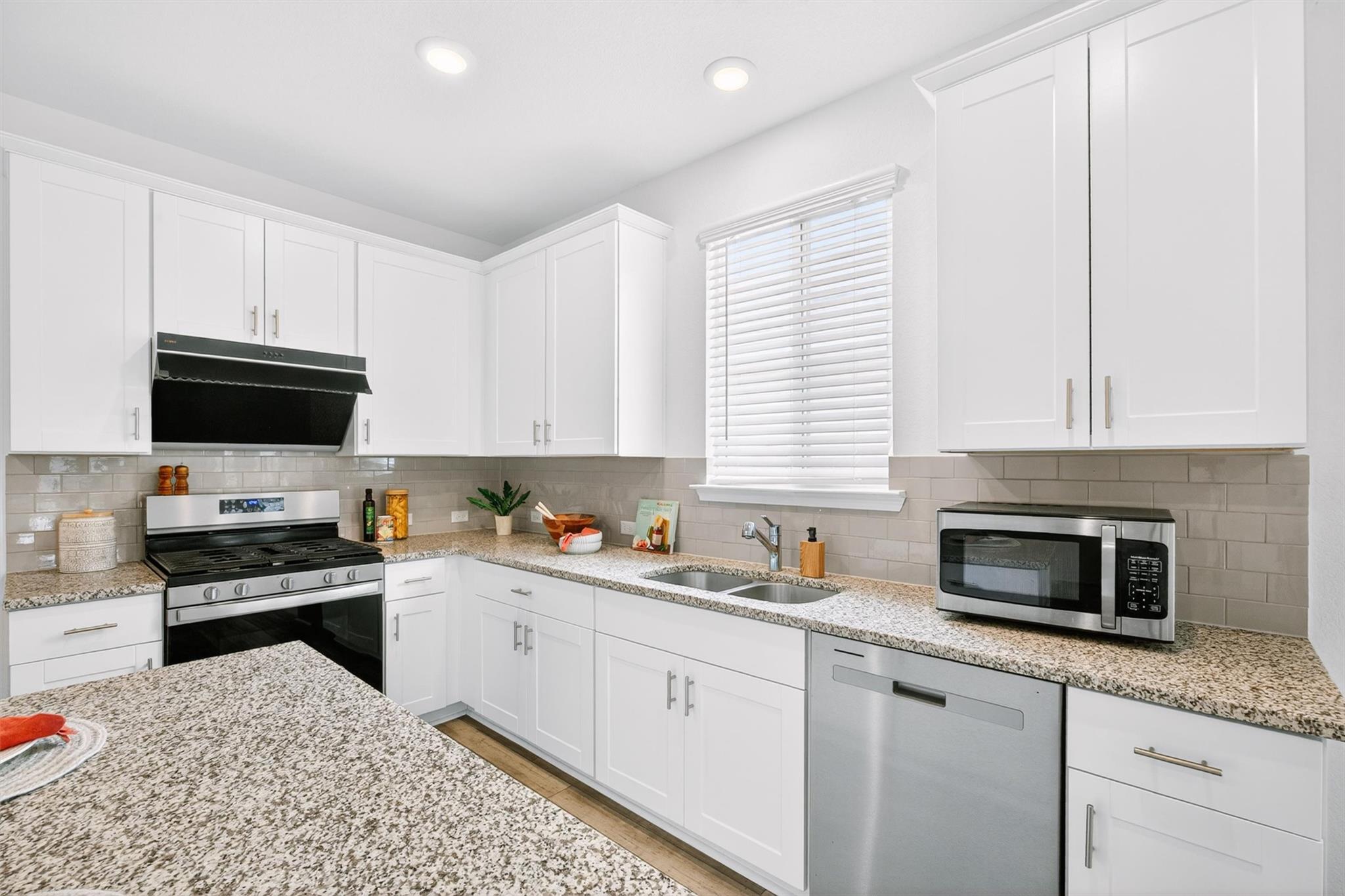 1521  Hope Ranch Rd, photo 10