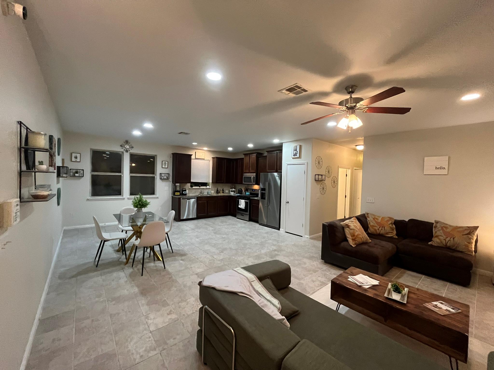 587  Twisted Oaks Ln, photo 9