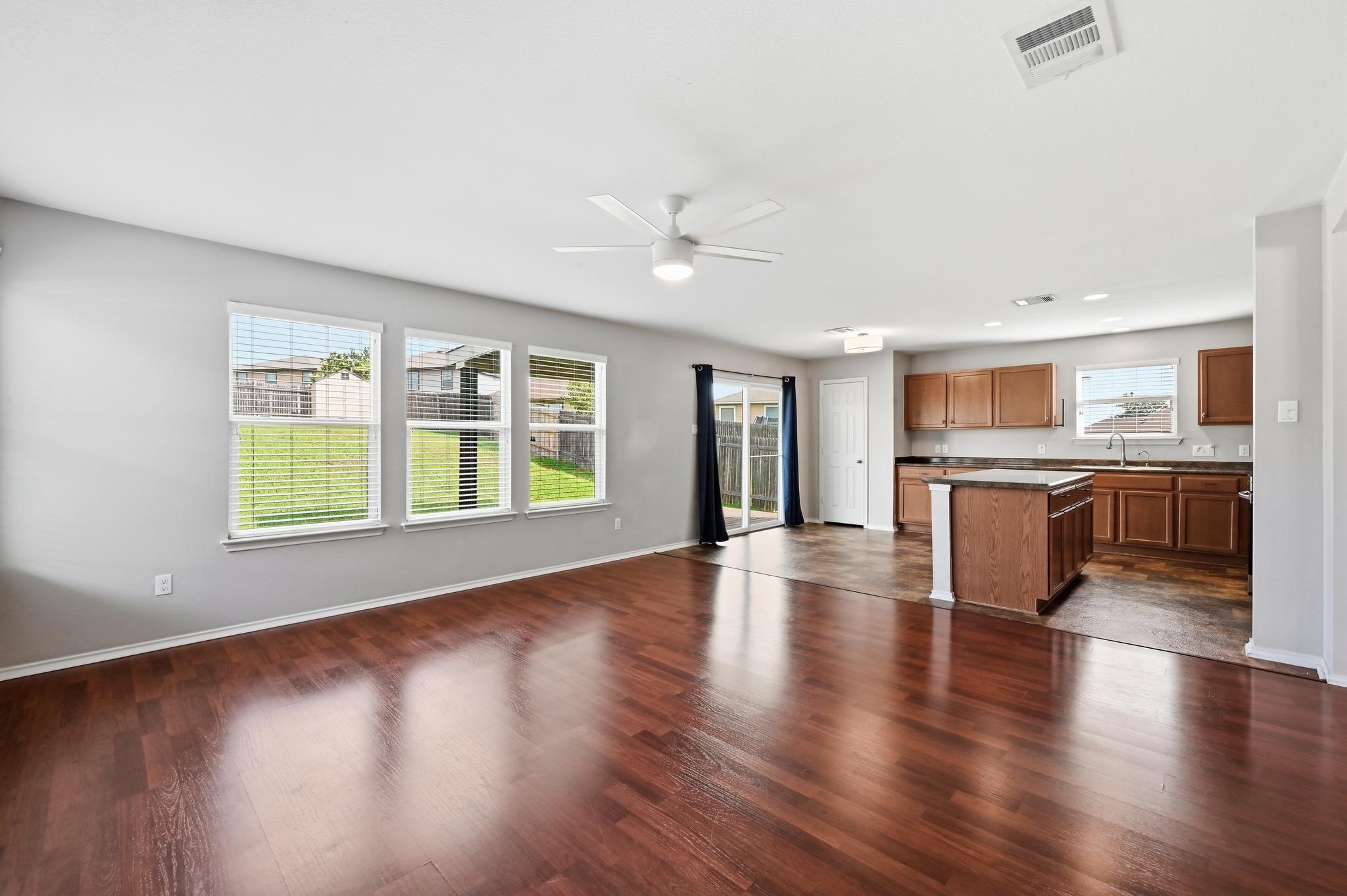 181  Cushman Dr, photo 9